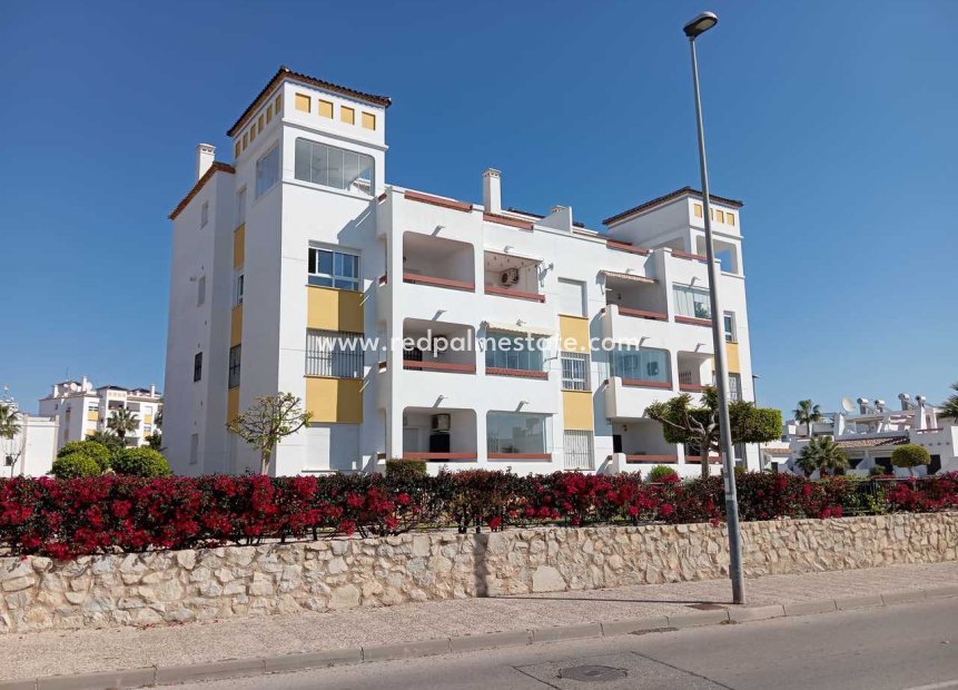 Reventa - Apartamento -
Orihuela Costa - Villamartín