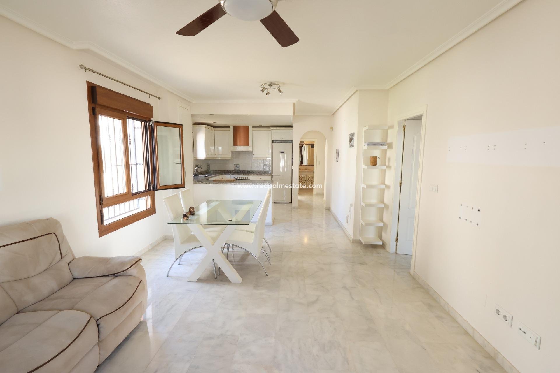 Reventa - Apartamento -
Orihuela Costa - Villamartín