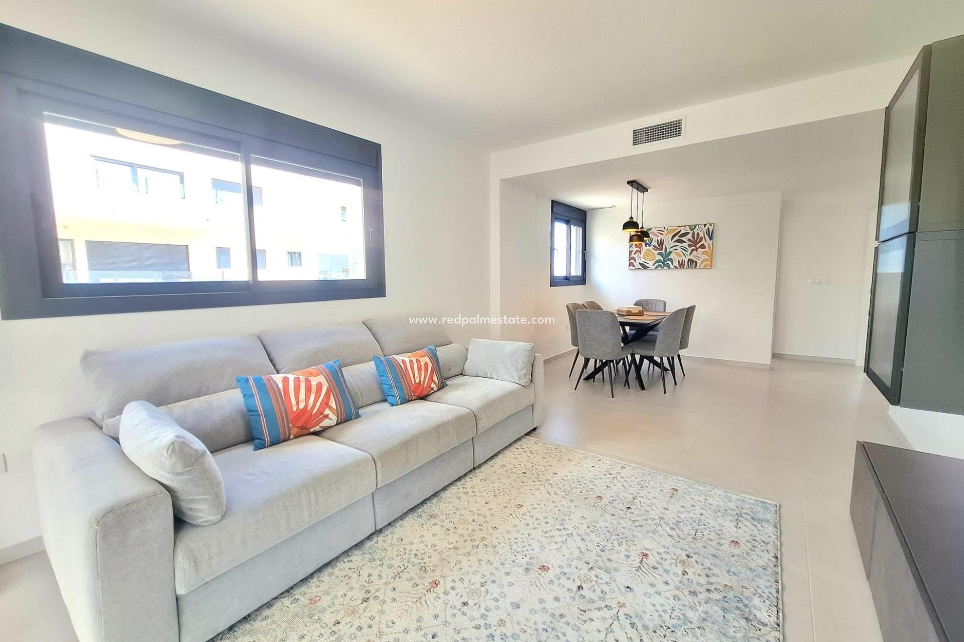 Reventa - Apartamento -
Orihuela Costa - Villamartín