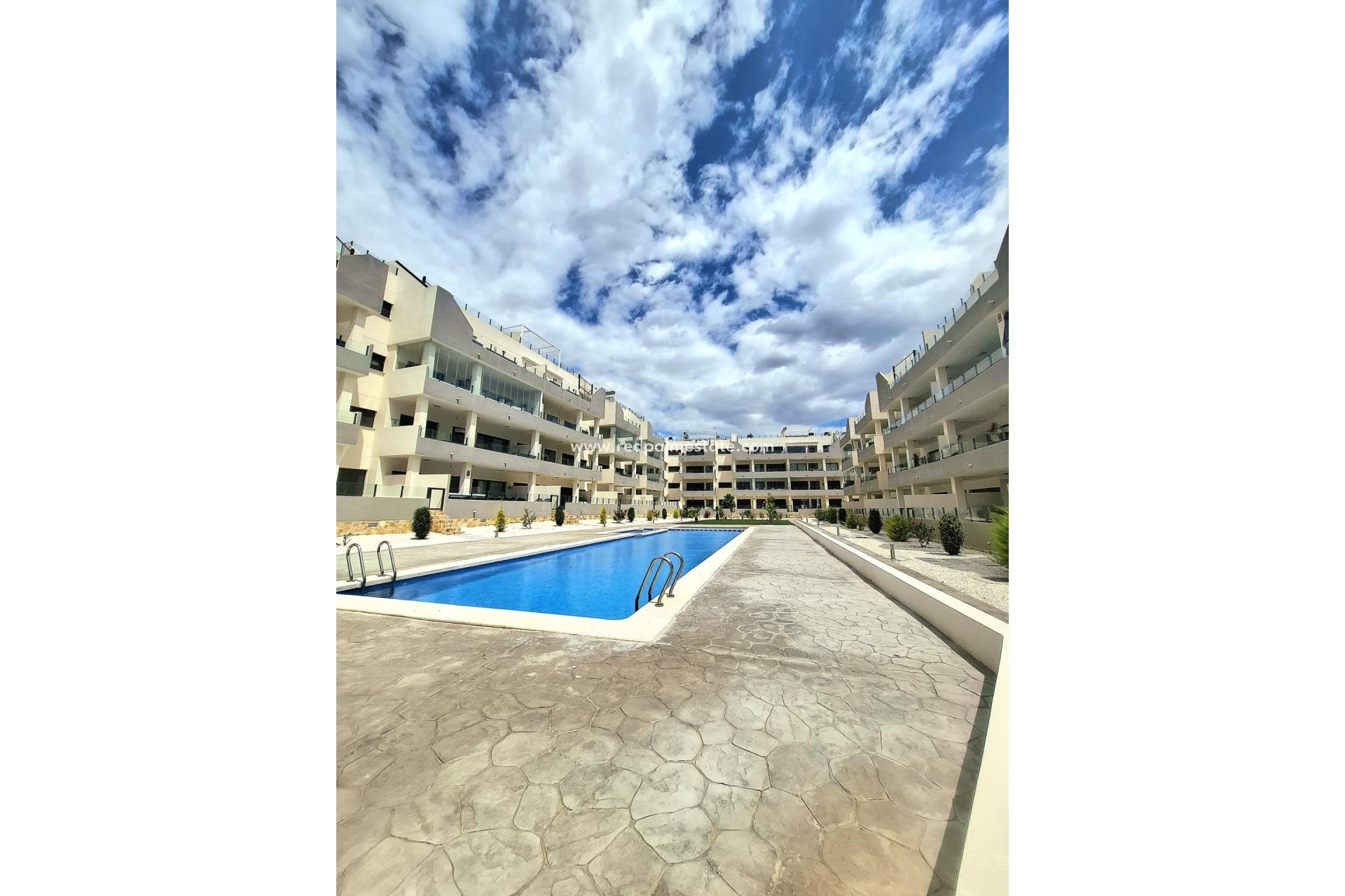 Reventa - Apartamento -
Orihuela Costa - Villamartín