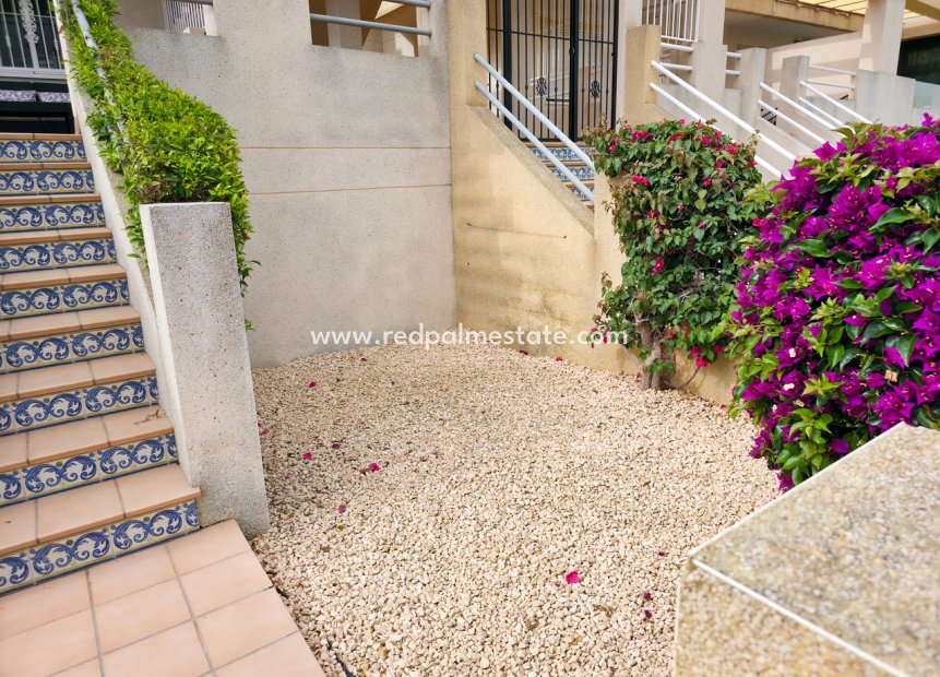 Reventa - Apartamento -
Orihuela Costa - Villamartín