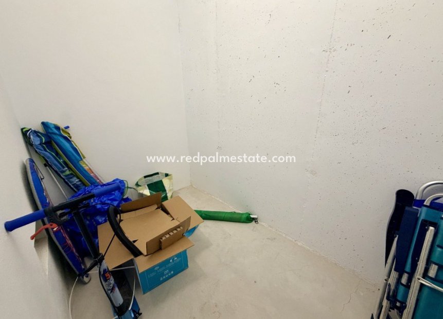 Reventa - Apartamento -
Orihuela Costa