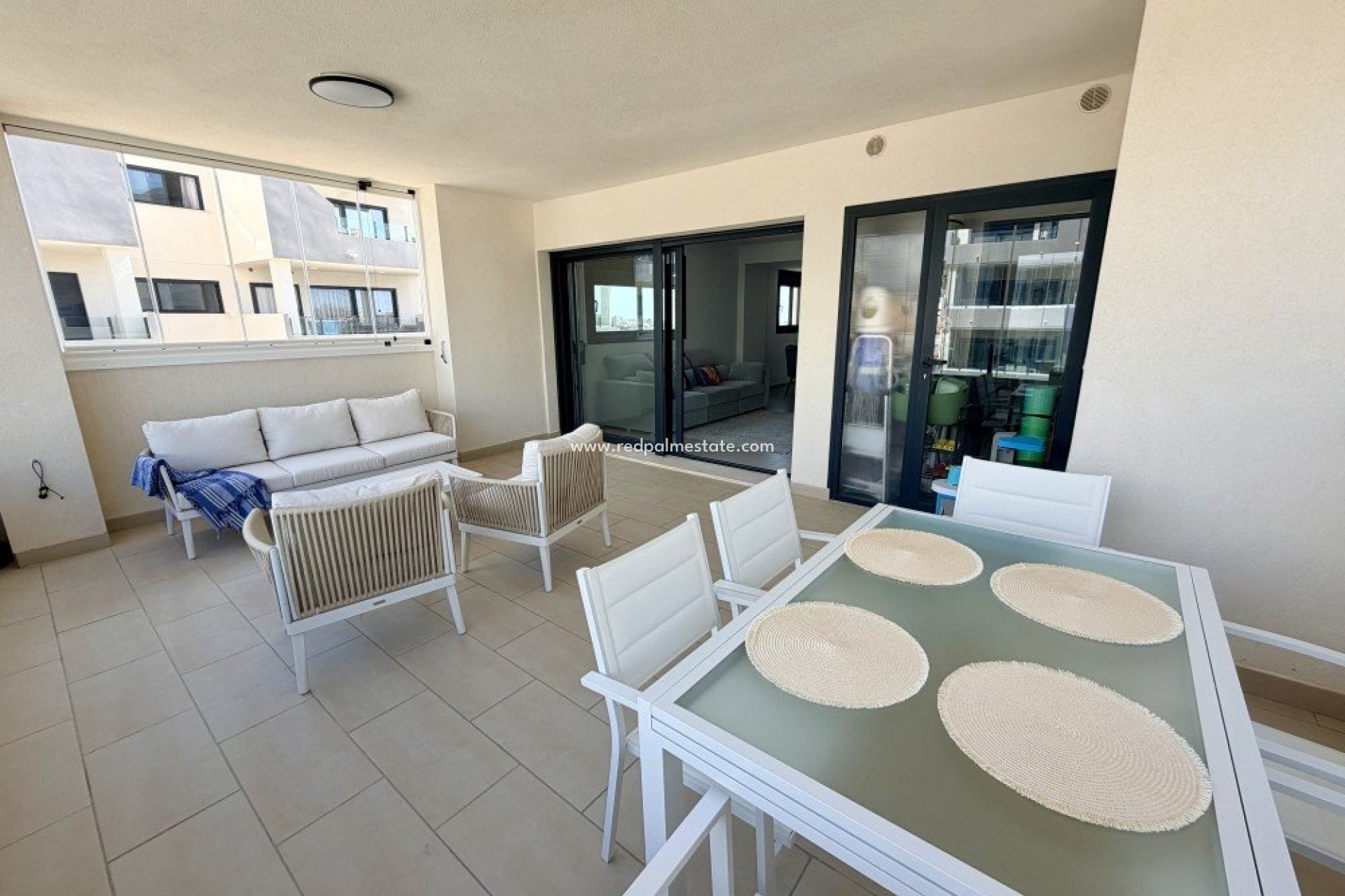 Reventa - Apartamento -
Orihuela Costa