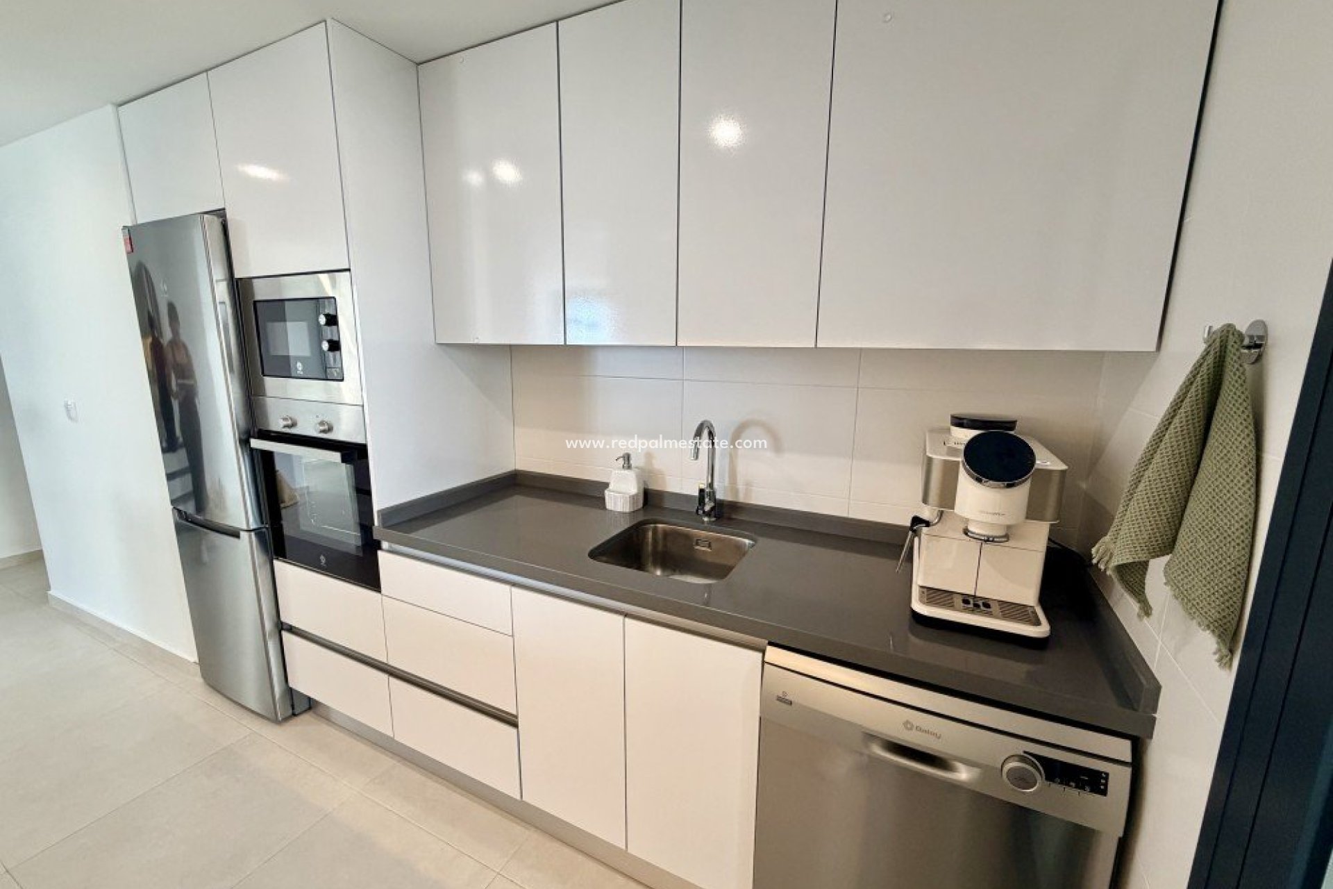 Reventa - Apartamento -
Orihuela Costa