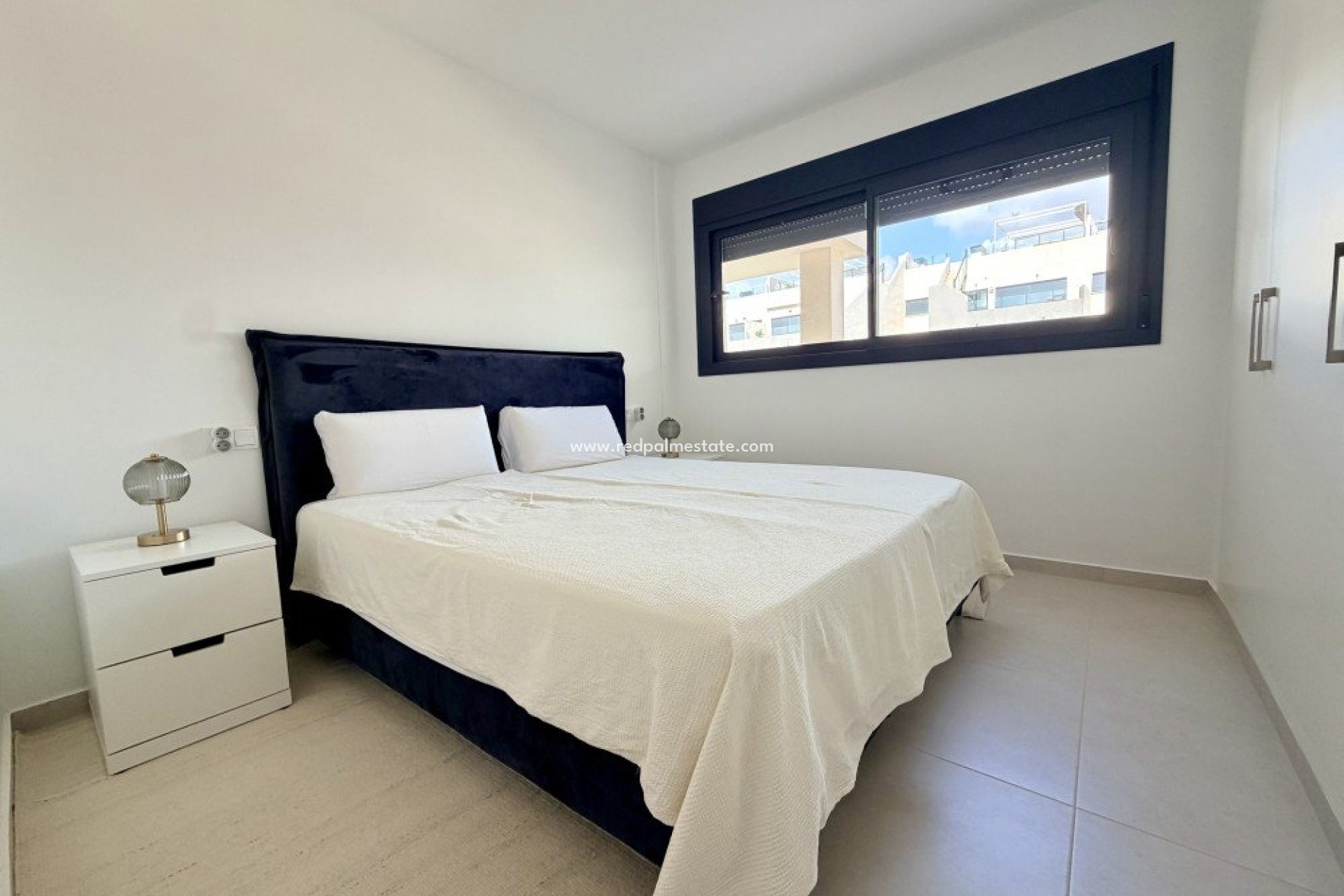 Reventa - Apartamento -
Orihuela Costa