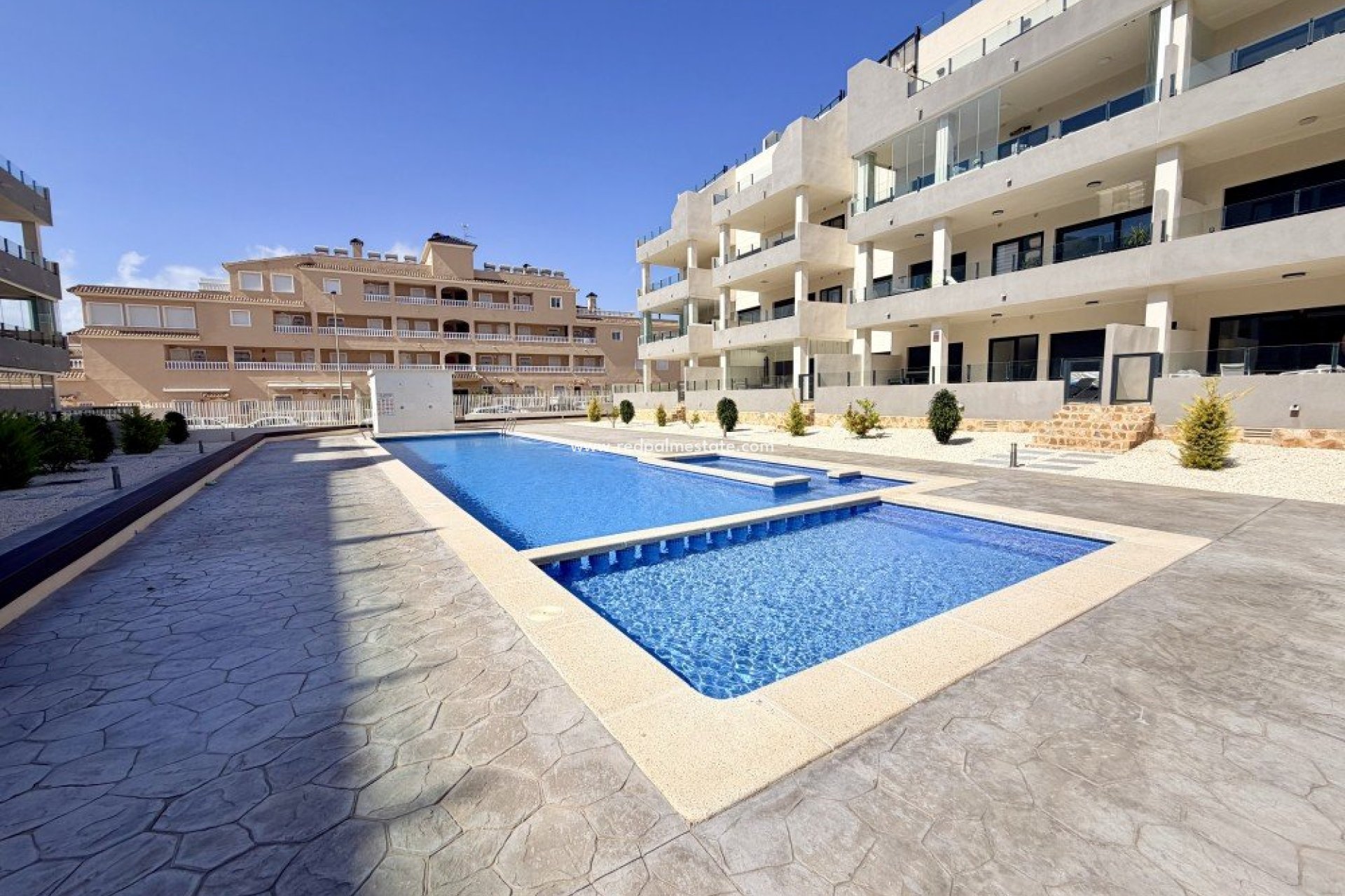 Reventa - Apartamento -
Orihuela Costa
