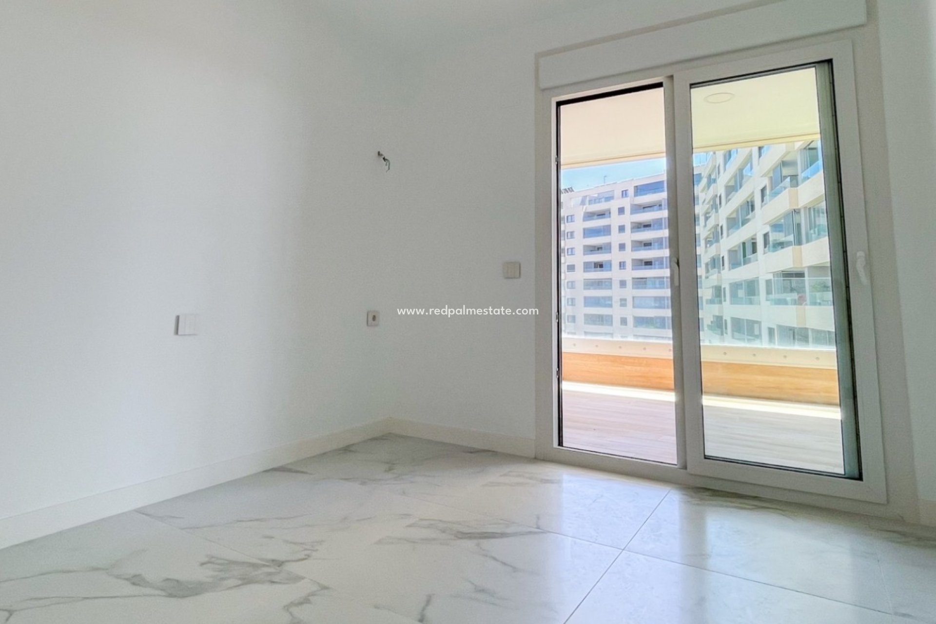Reventa - Apartamento -
Orihuela Costa