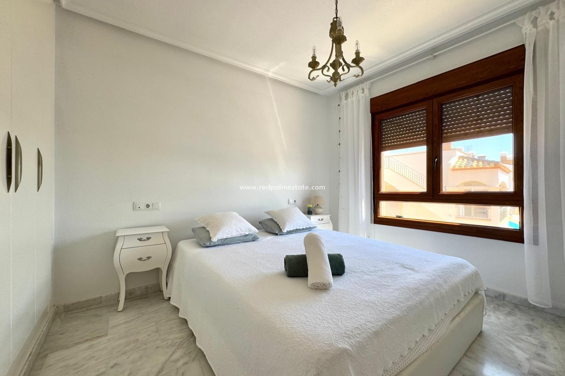 Reventa - Apartamento -
Orihuela Costa
