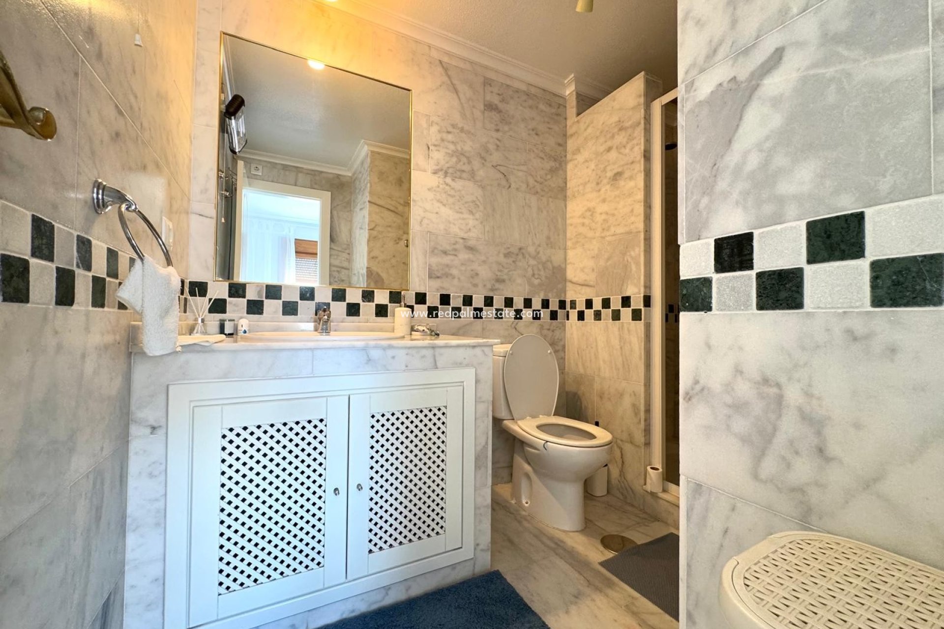 Reventa - Apartamento -
Orihuela Costa