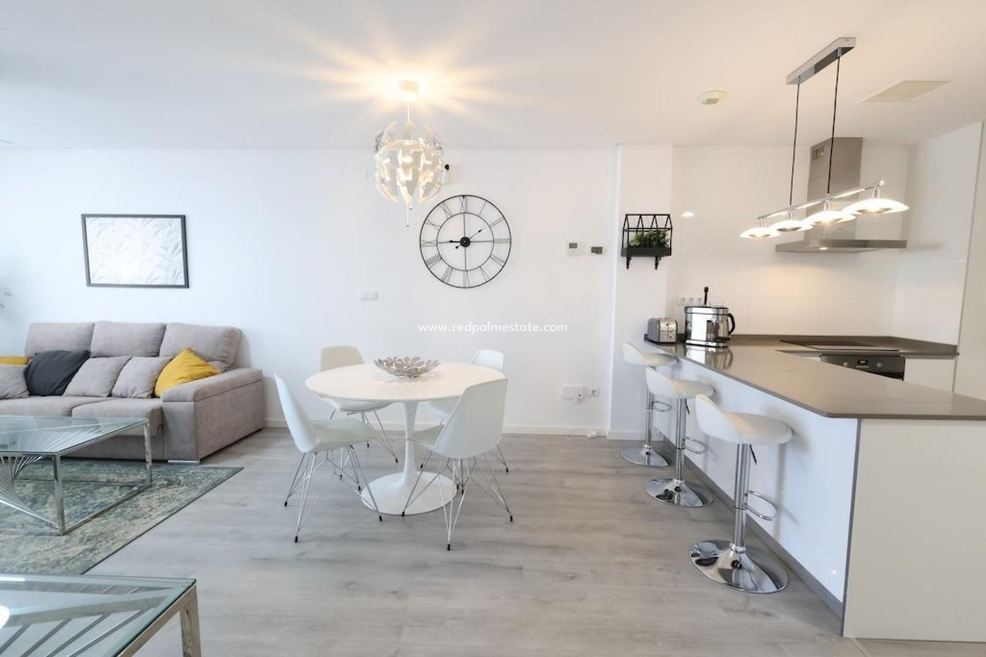 Reventa - Apartamento -
Orihuela Costa