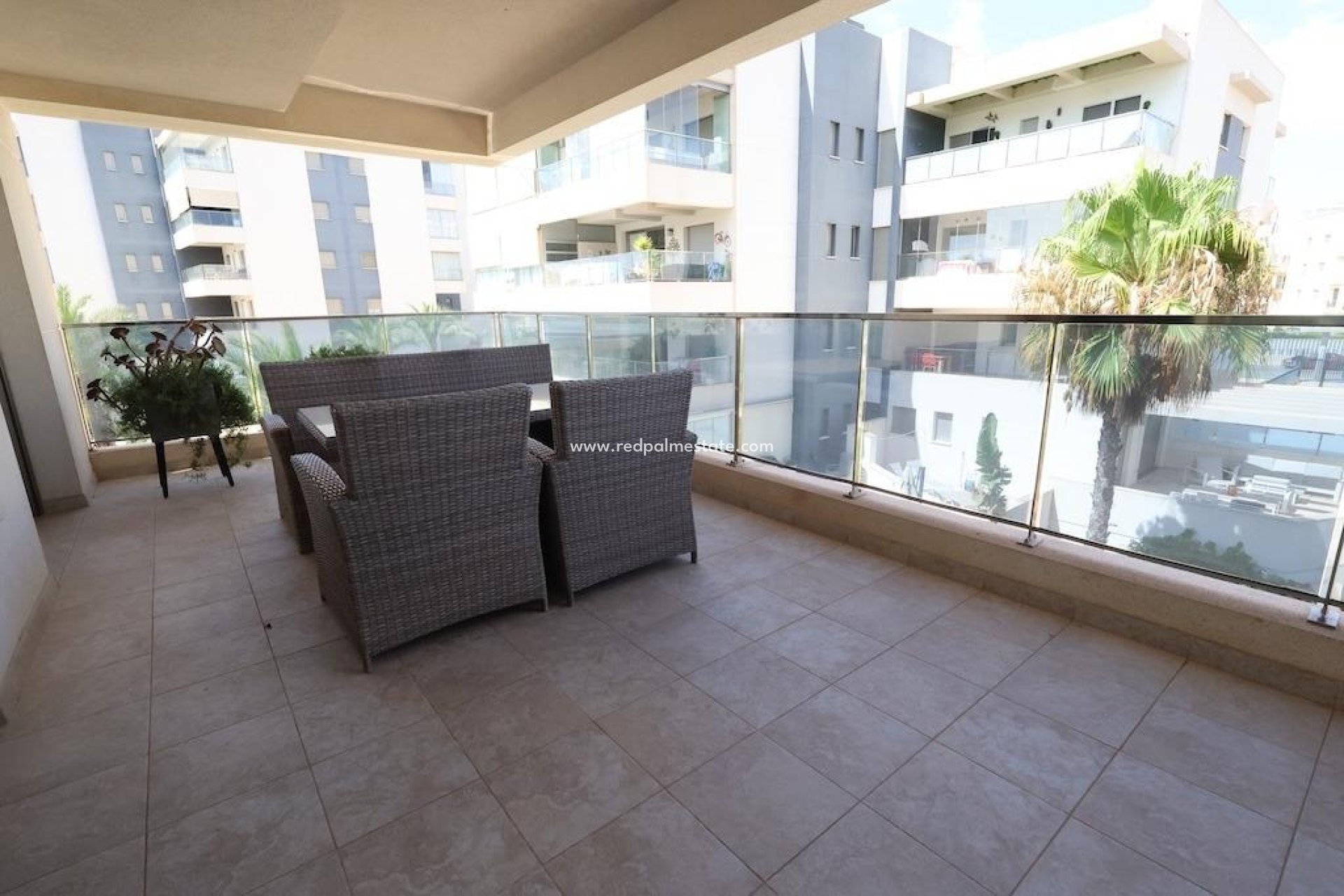 Reventa - Apartamento -
Orihuela Costa