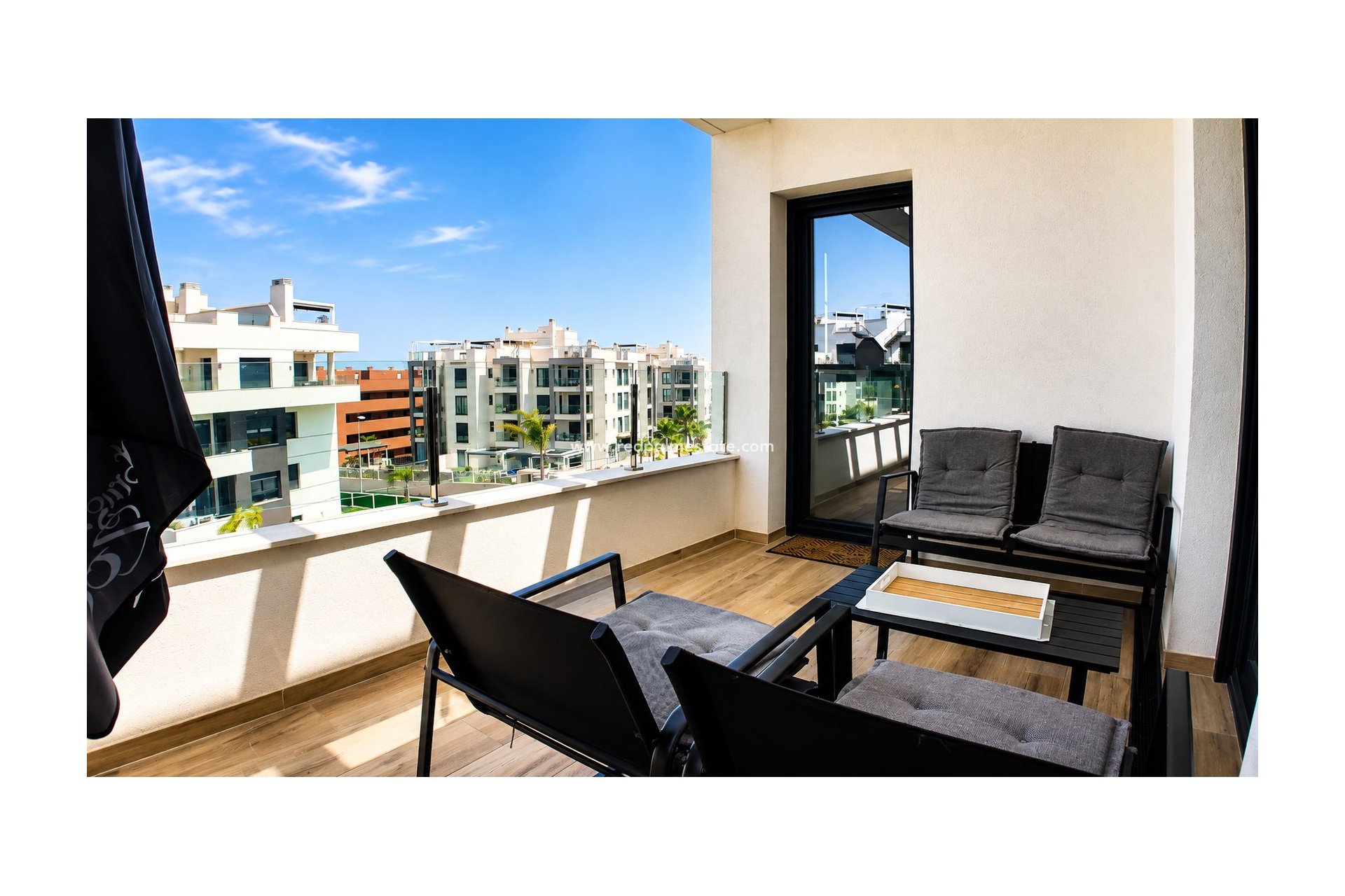 Reventa - Apartamento -
Orihuela Costa