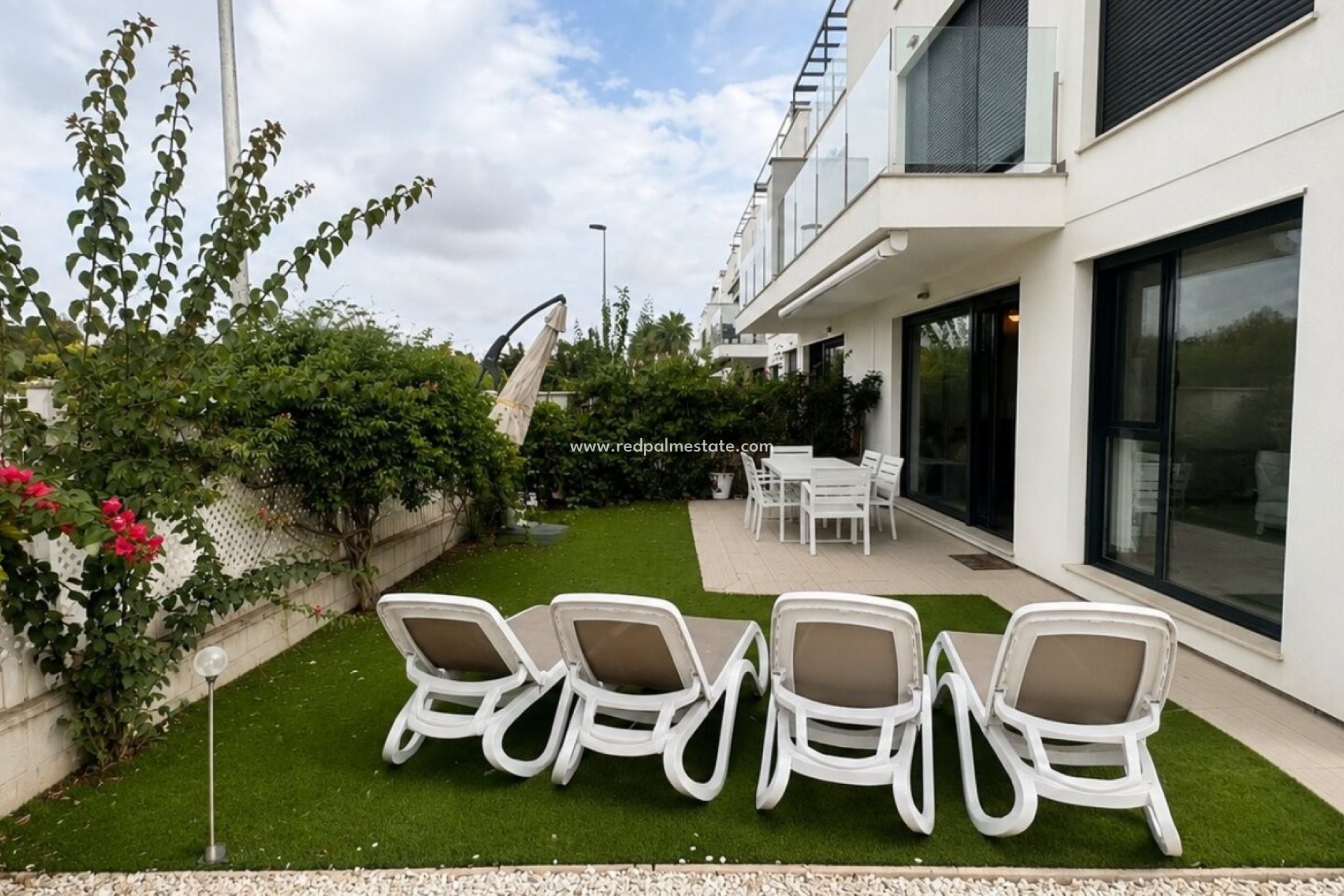 Reventa - Apartamento -
Orihuela Costa