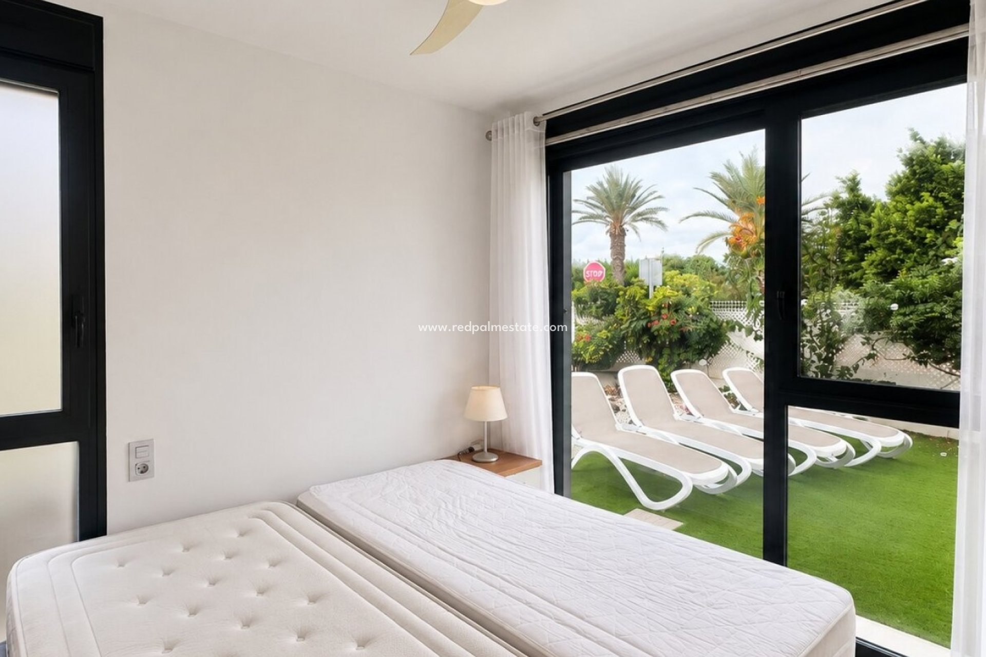 Reventa - Apartamento -
Orihuela Costa