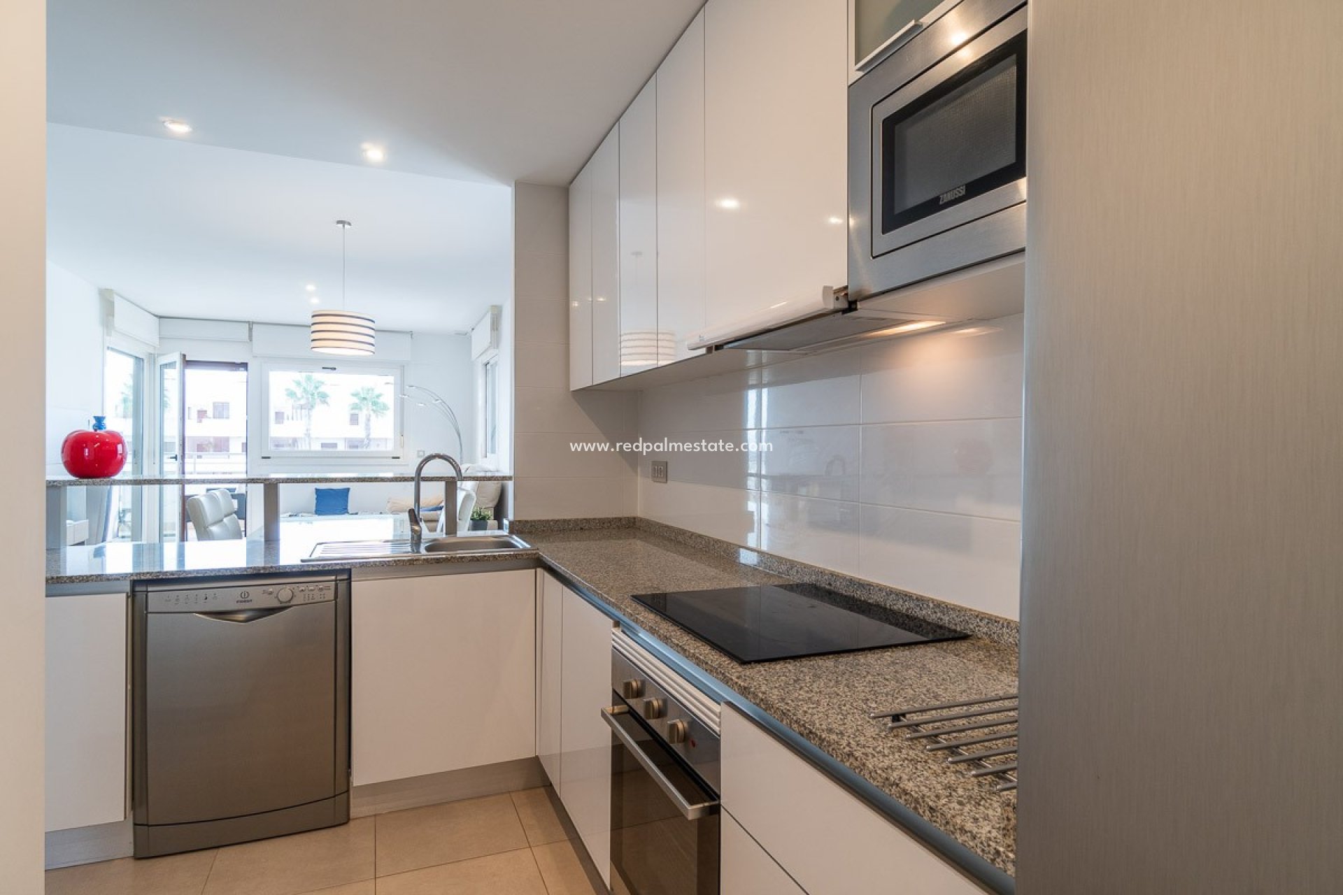Reventa - Apartamento -
Orihuela Costa