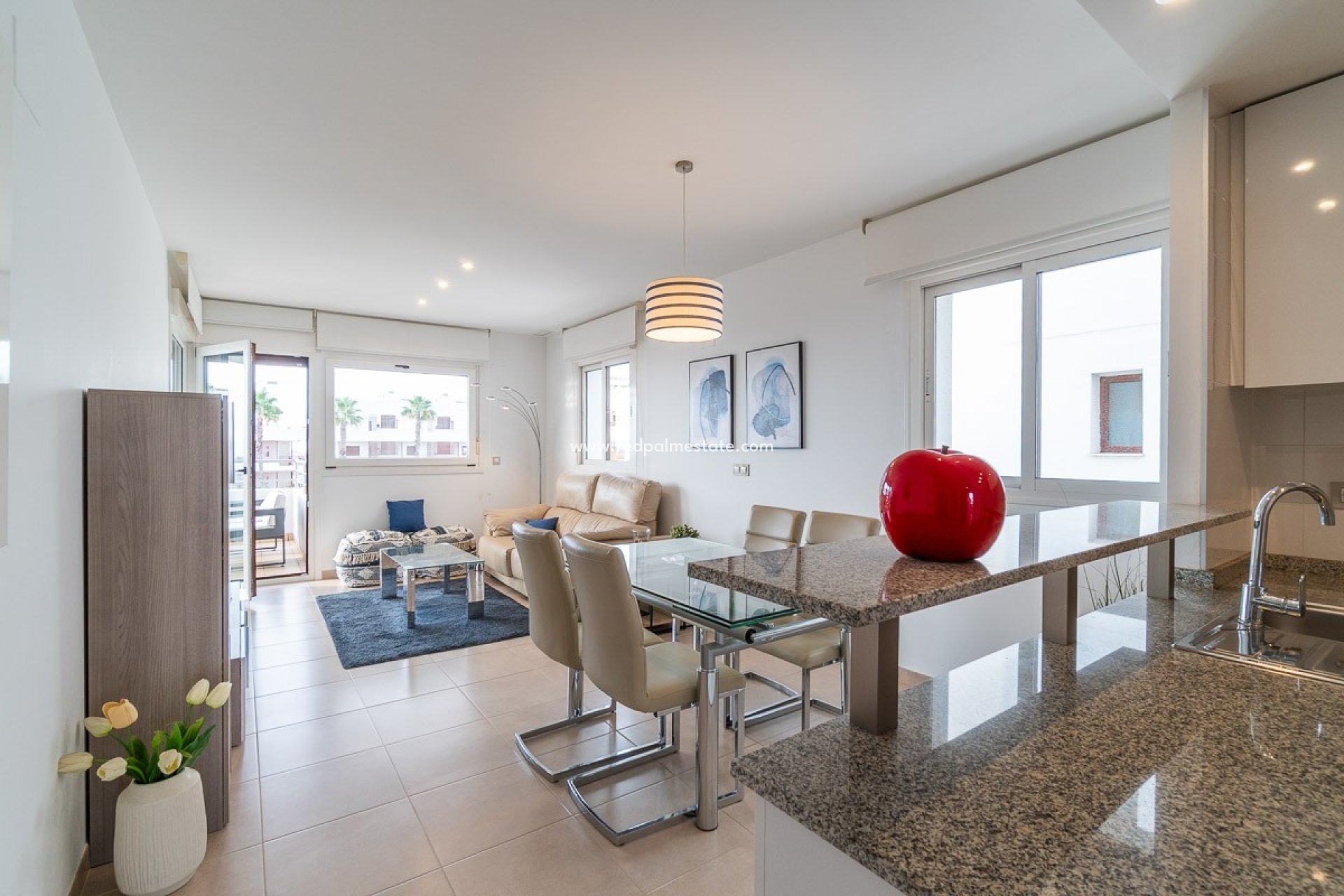 Reventa - Apartamento -
Orihuela Costa
