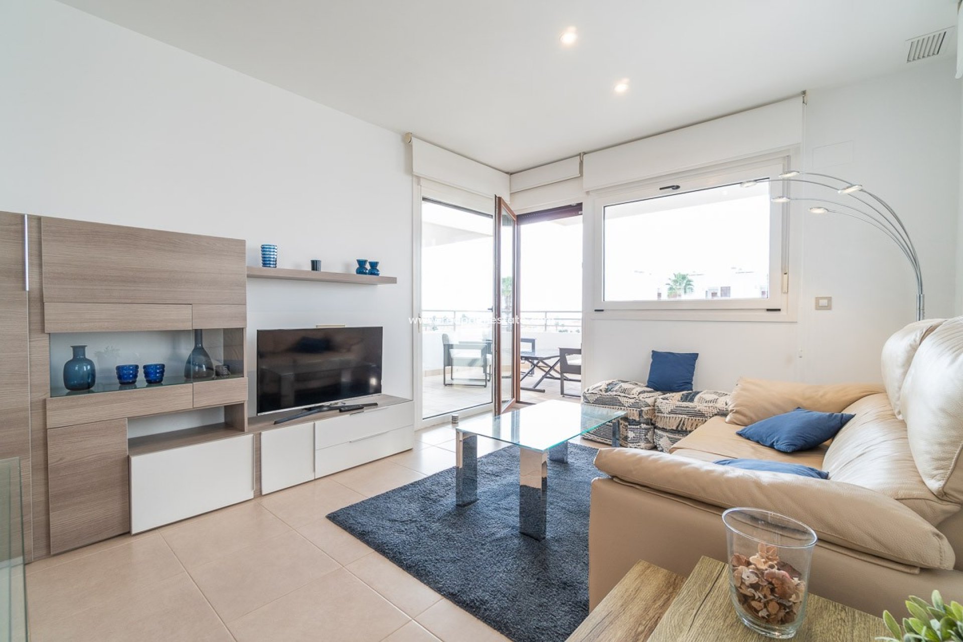 Reventa - Apartamento -
Orihuela Costa