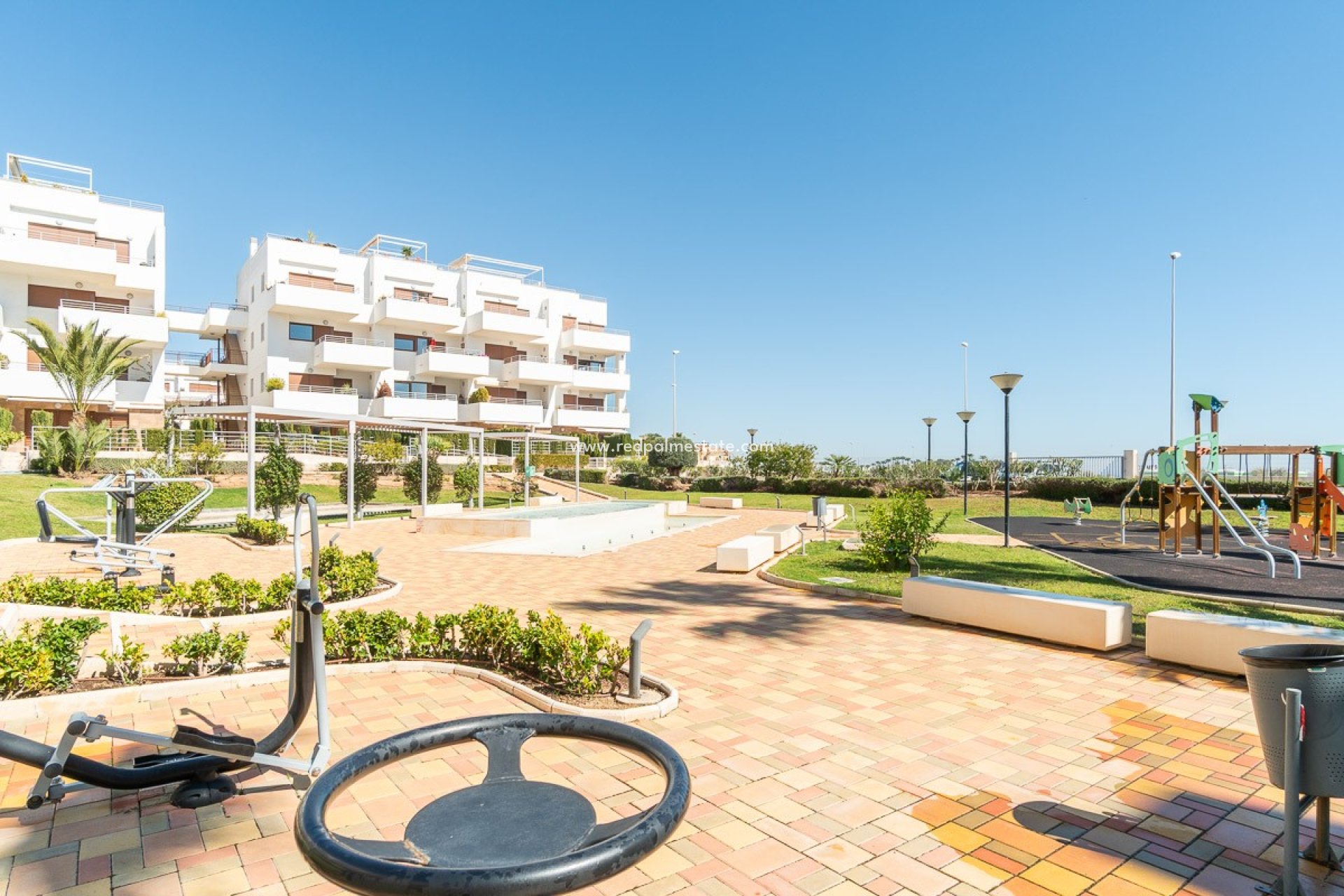 Reventa - Apartamento -
Orihuela Costa