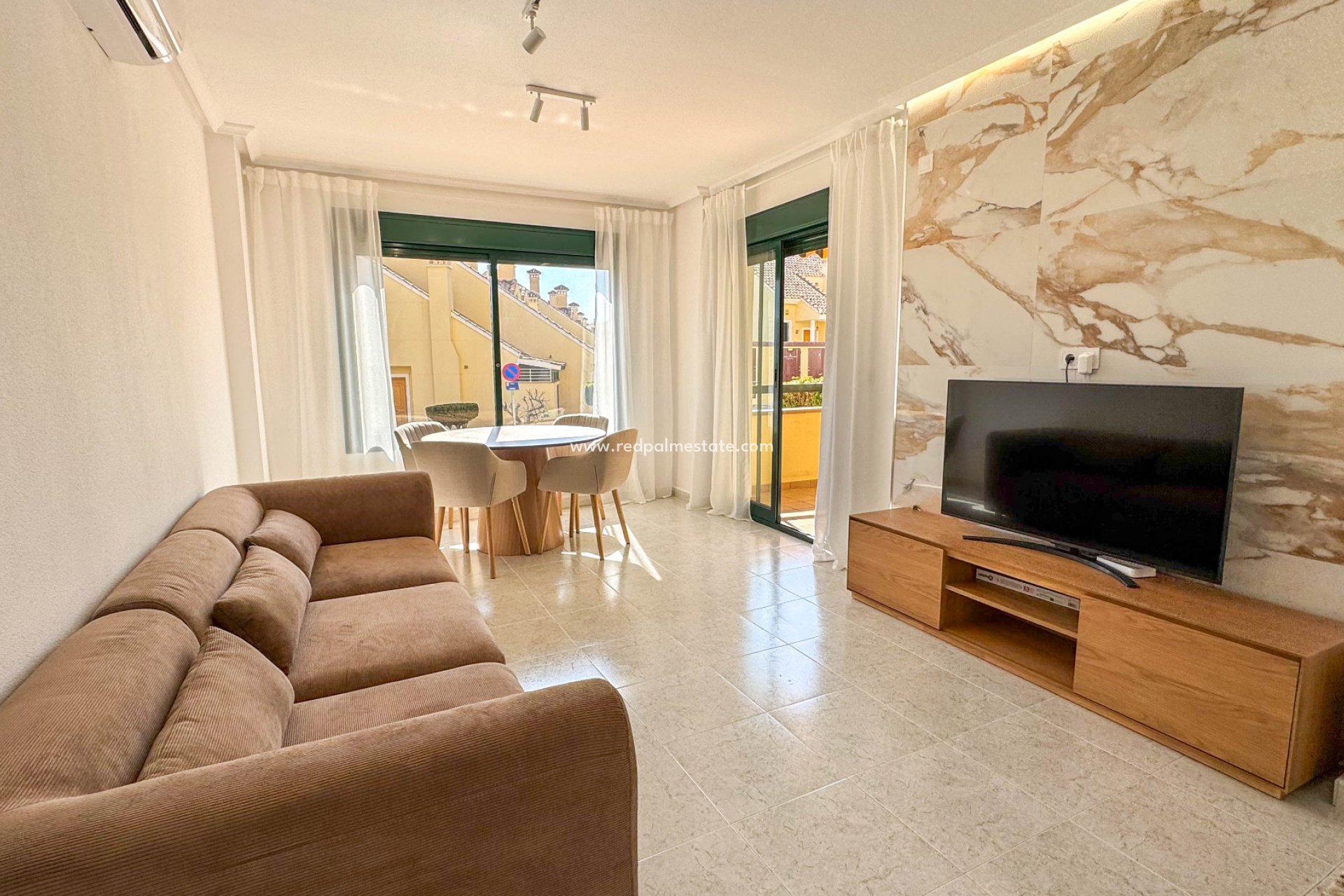 Reventa - Apartamento -
Orihuela Costa