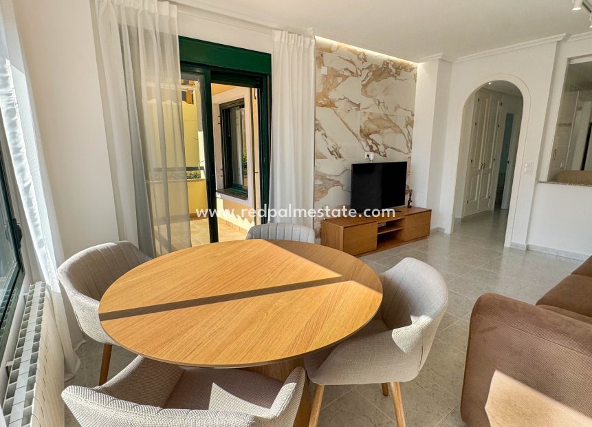 Reventa - Apartamento -
Orihuela Costa