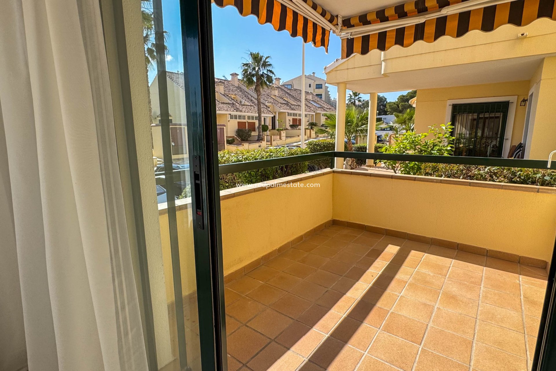 Reventa - Apartamento -
Orihuela Costa