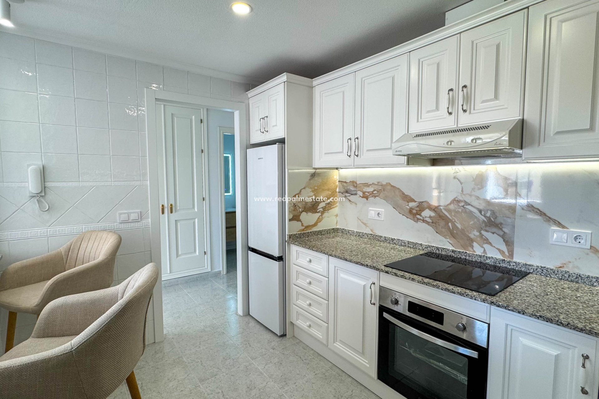 Reventa - Apartamento -
Orihuela Costa