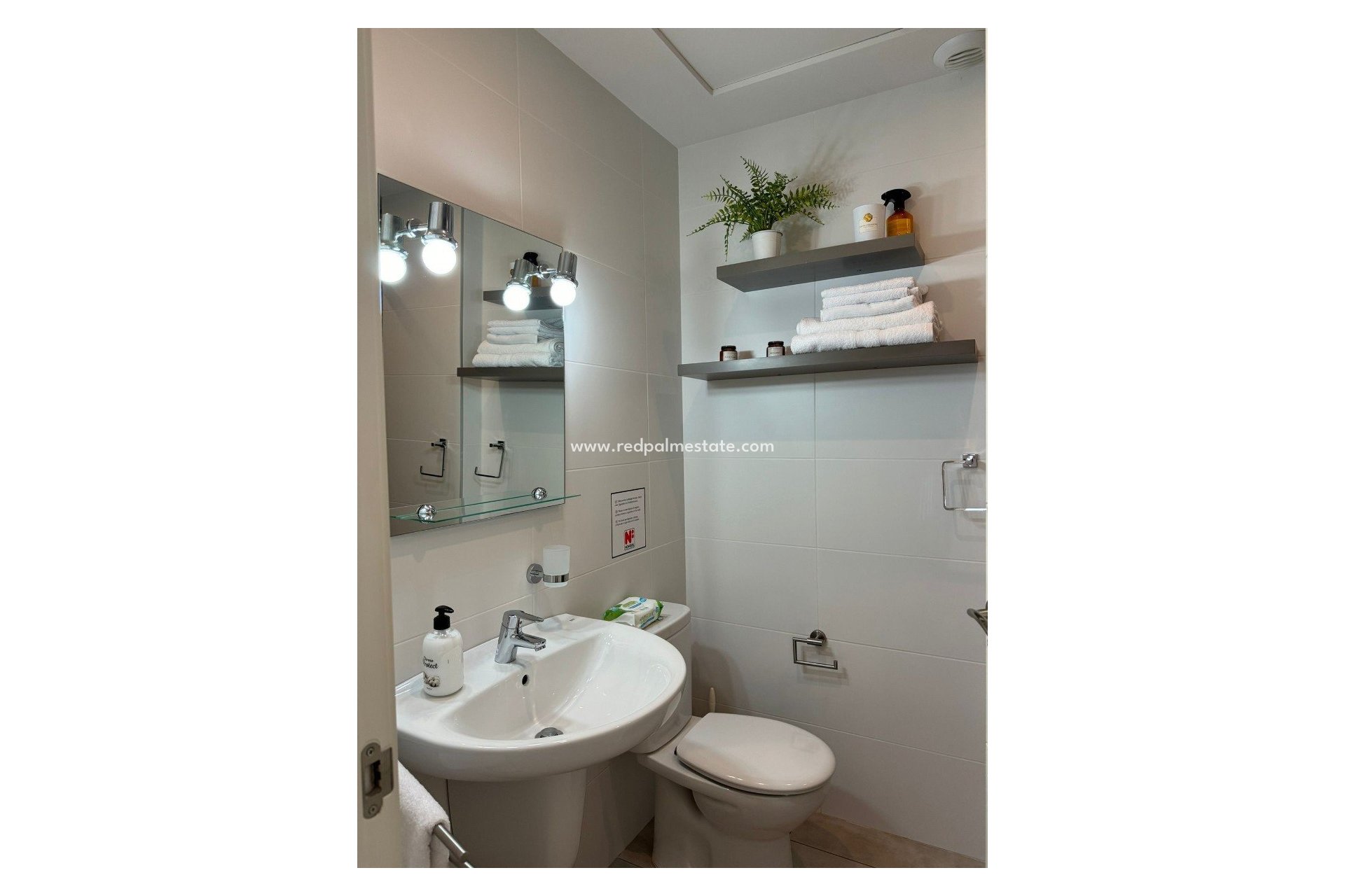 Reventa - Apartamento -
Orihuela Costa