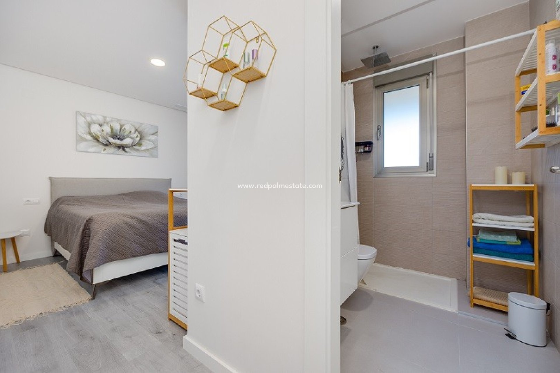 Reventa - Apartamento -
Orihuela Costa