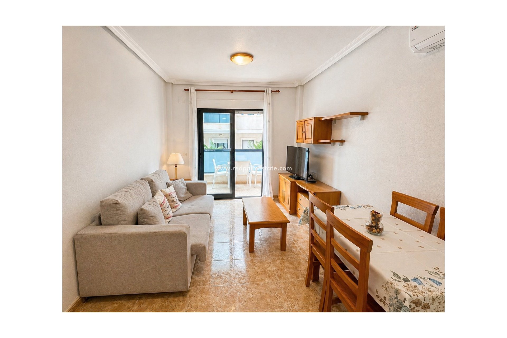 Reventa - Apartamento -
Orihuela Costa