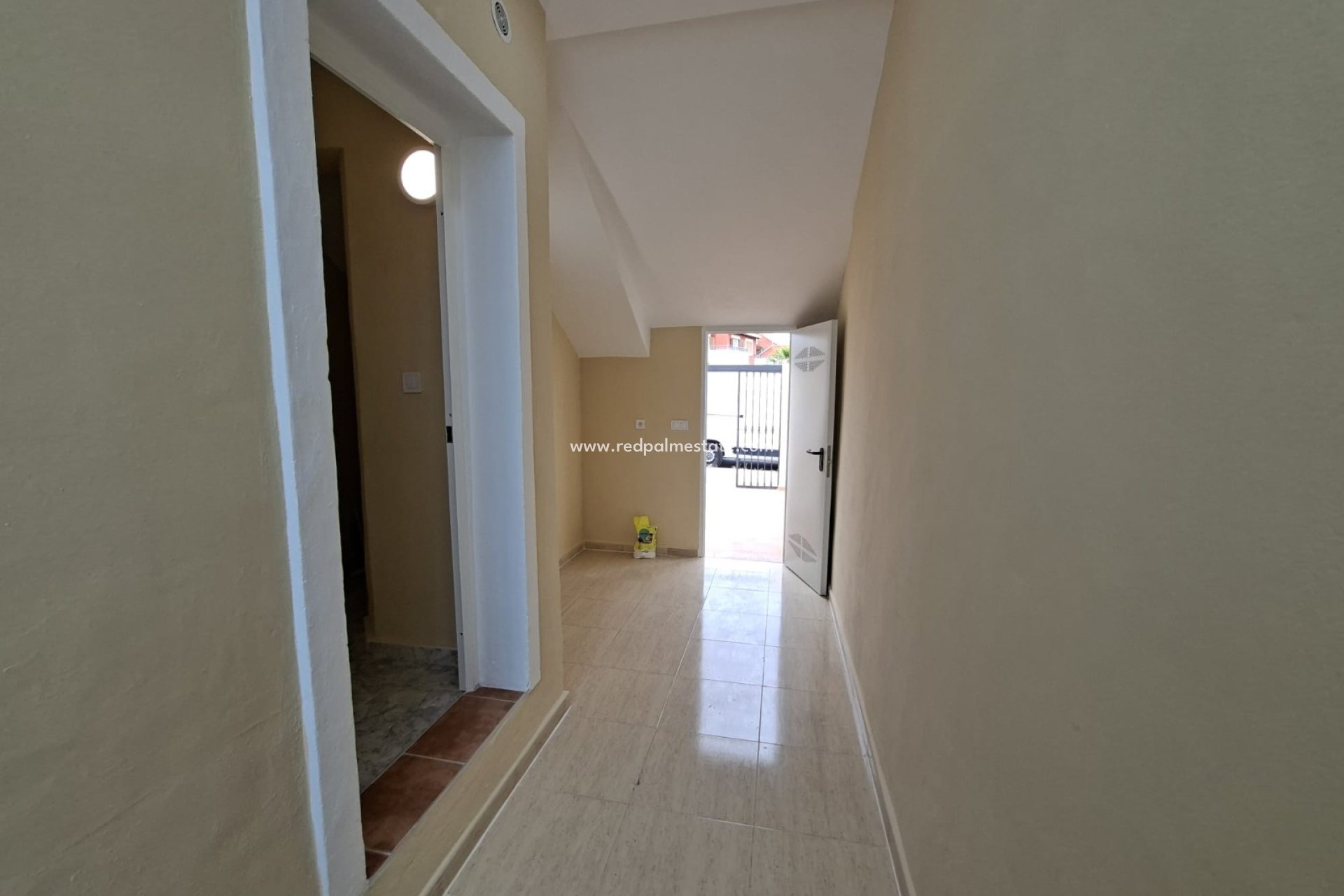 Reventa - Apartamento -
Orihuela Costa