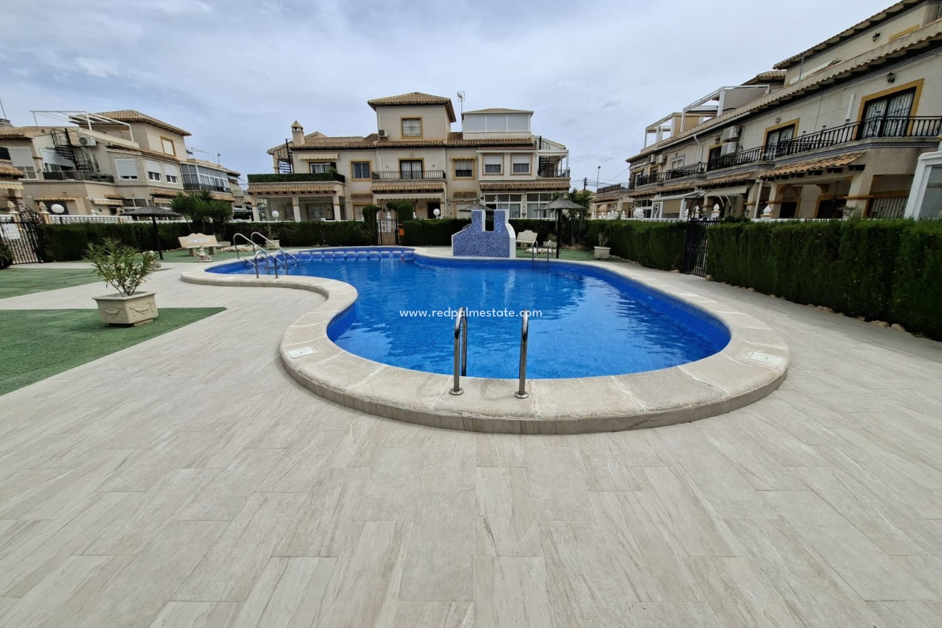 Reventa - Apartamento -
Orihuela Costa
