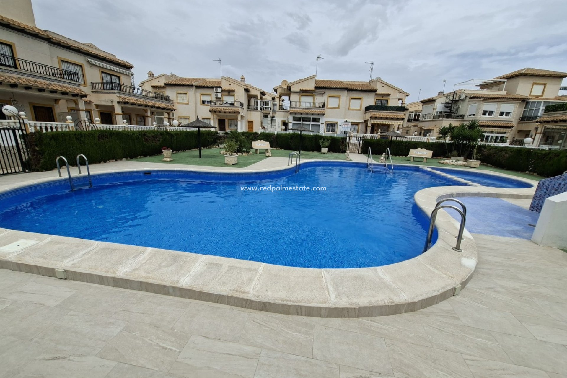 Reventa - Apartamento -
Orihuela Costa