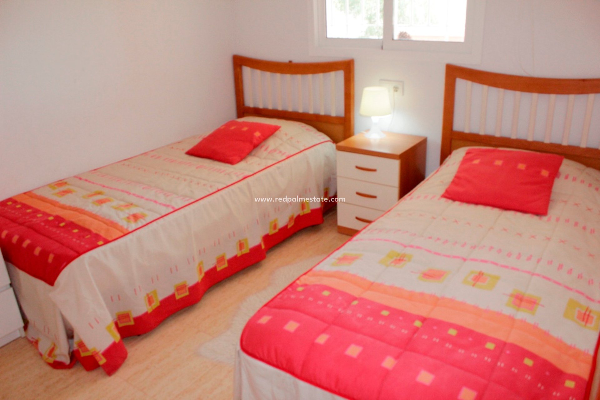 Reventa - Apartamento -
Orihuela Costa