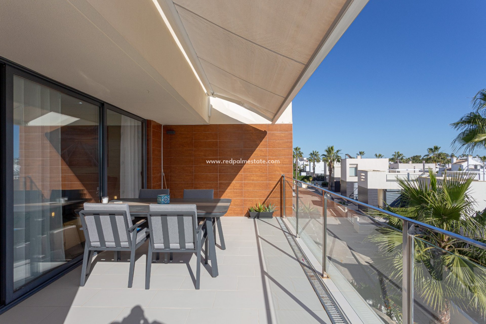 Reventa - Apartamento -
Orihuela Costa