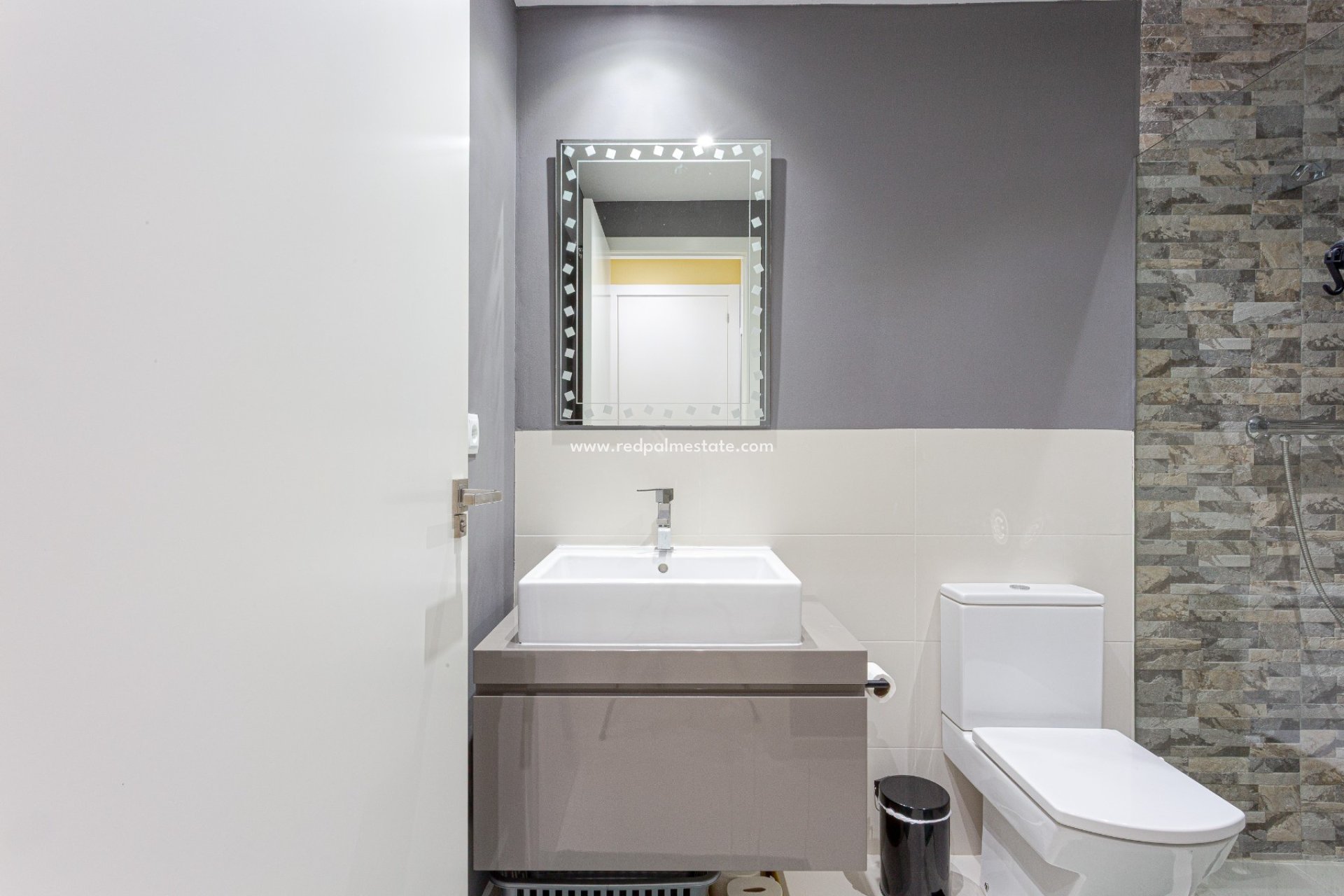Reventa - Apartamento -
Orihuela Costa