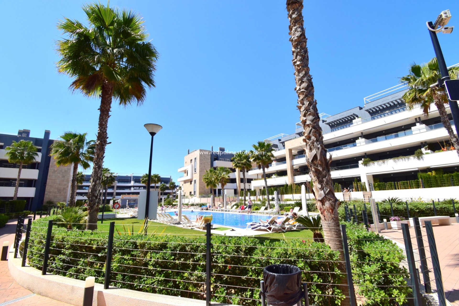 Reventa - Apartamento -
Orihuela Costa