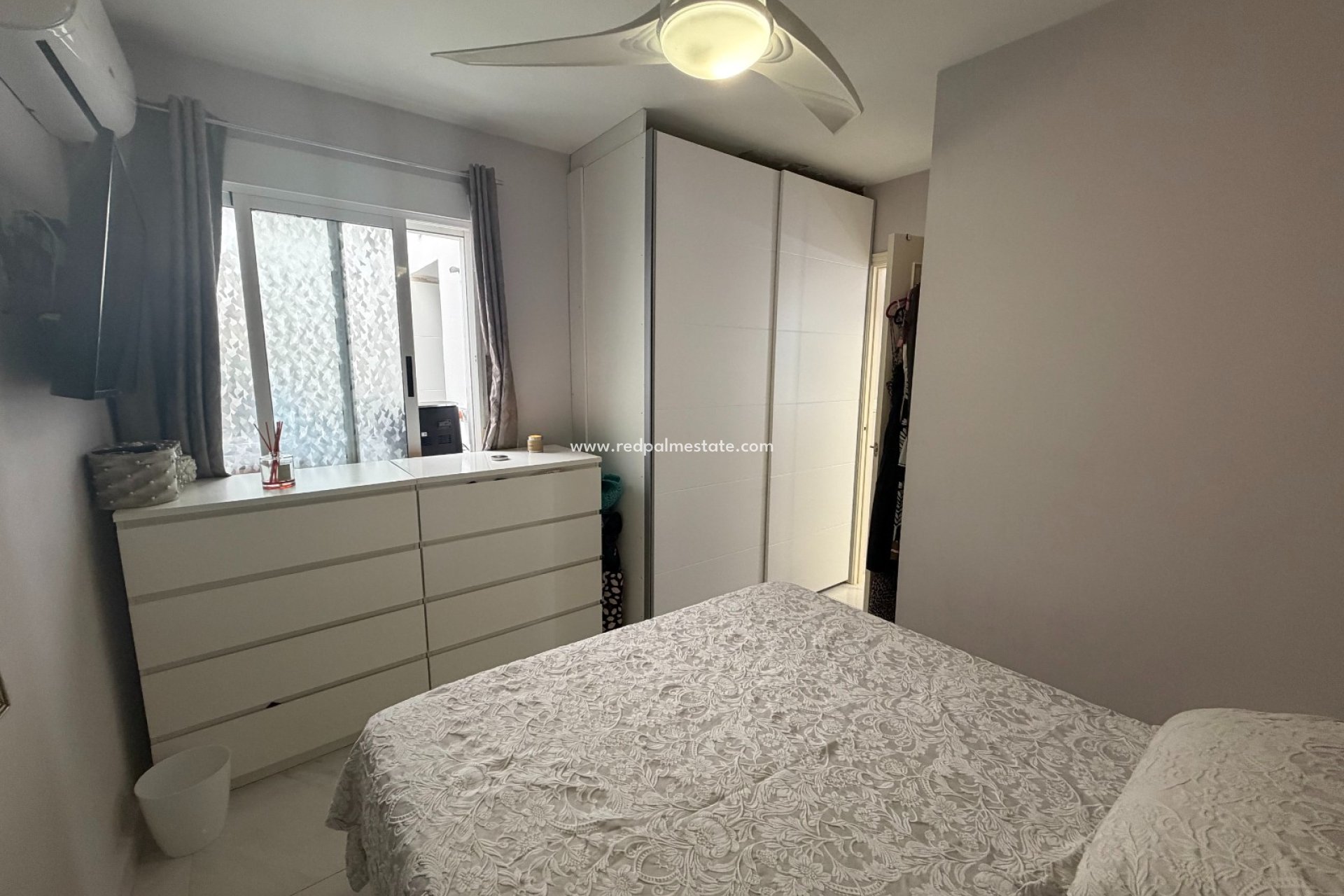 Reventa - Apartamento -
Orihuela - Inland