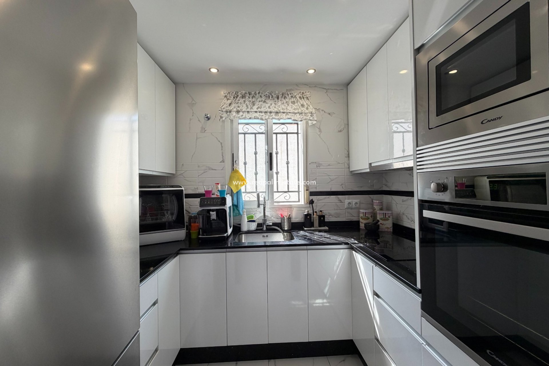 Reventa - Apartamento -
Orihuela - Inland