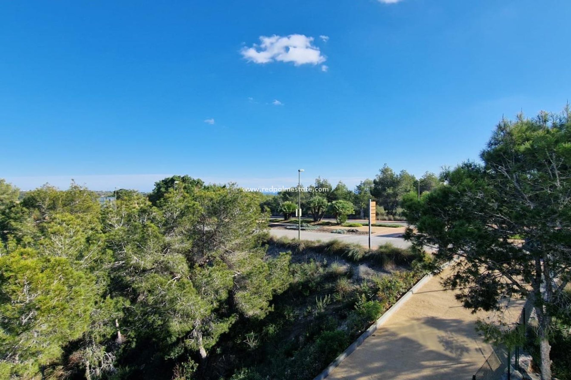 Reventa - Apartamento -
Orihuela - Las Colinas Golf