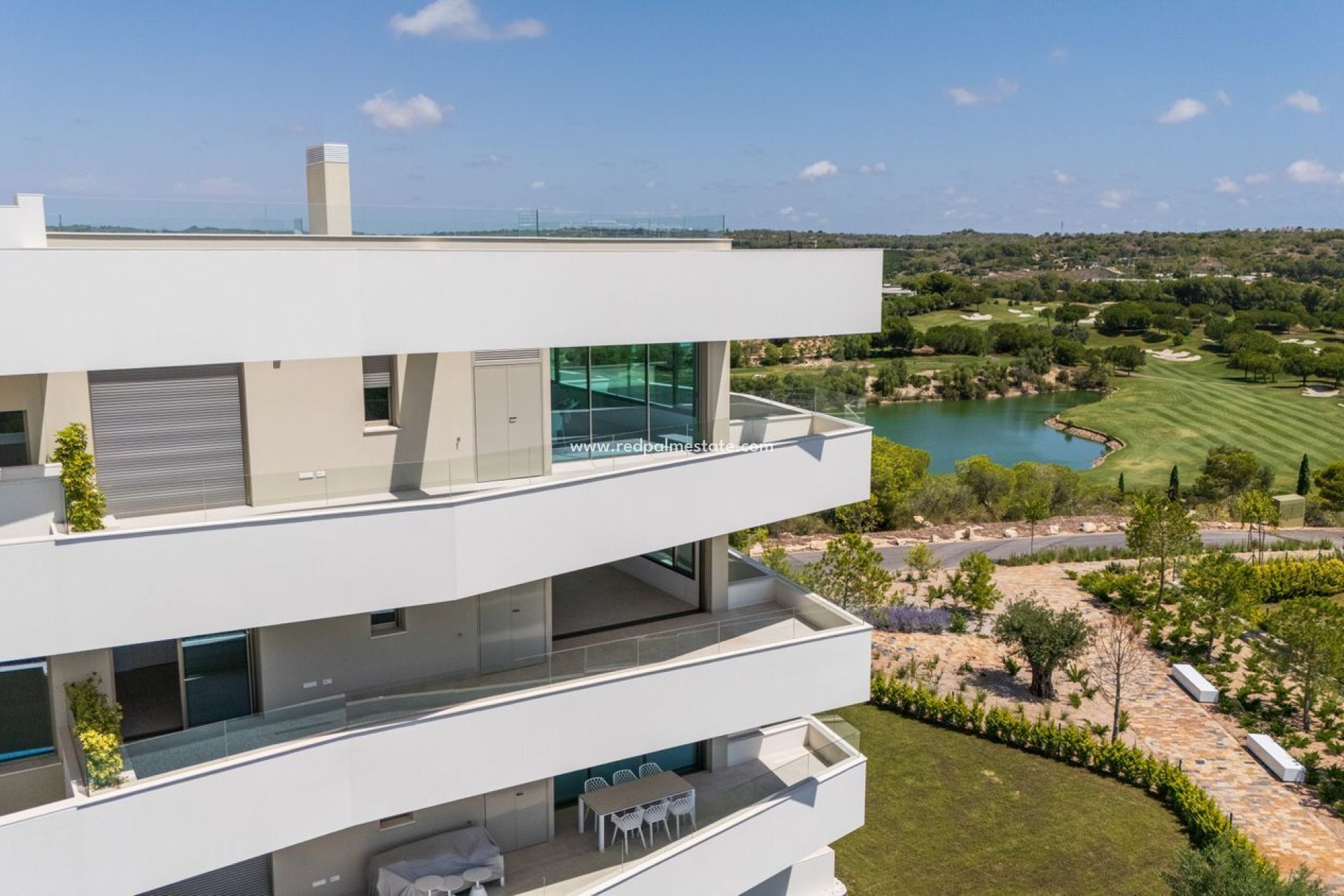 Reventa - Apartamento -
Orihuela - Las Colinas Golf