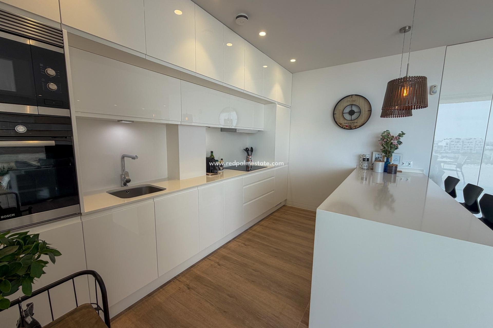 Reventa - Apartamento -
Orihuela - Las Colinas Golf