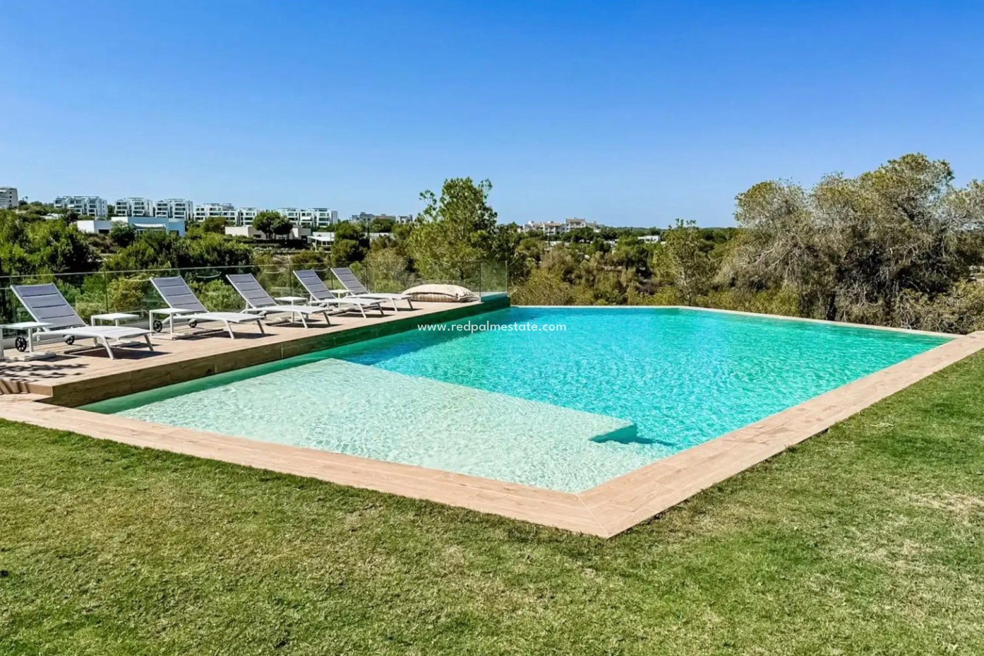 Reventa - Apartamento -
Orihuela - Las Colinas Golf