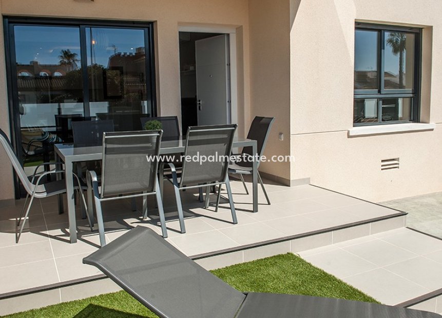 Reventa - Apartamento -
Pilar de la Horadada - Mil Palmeras