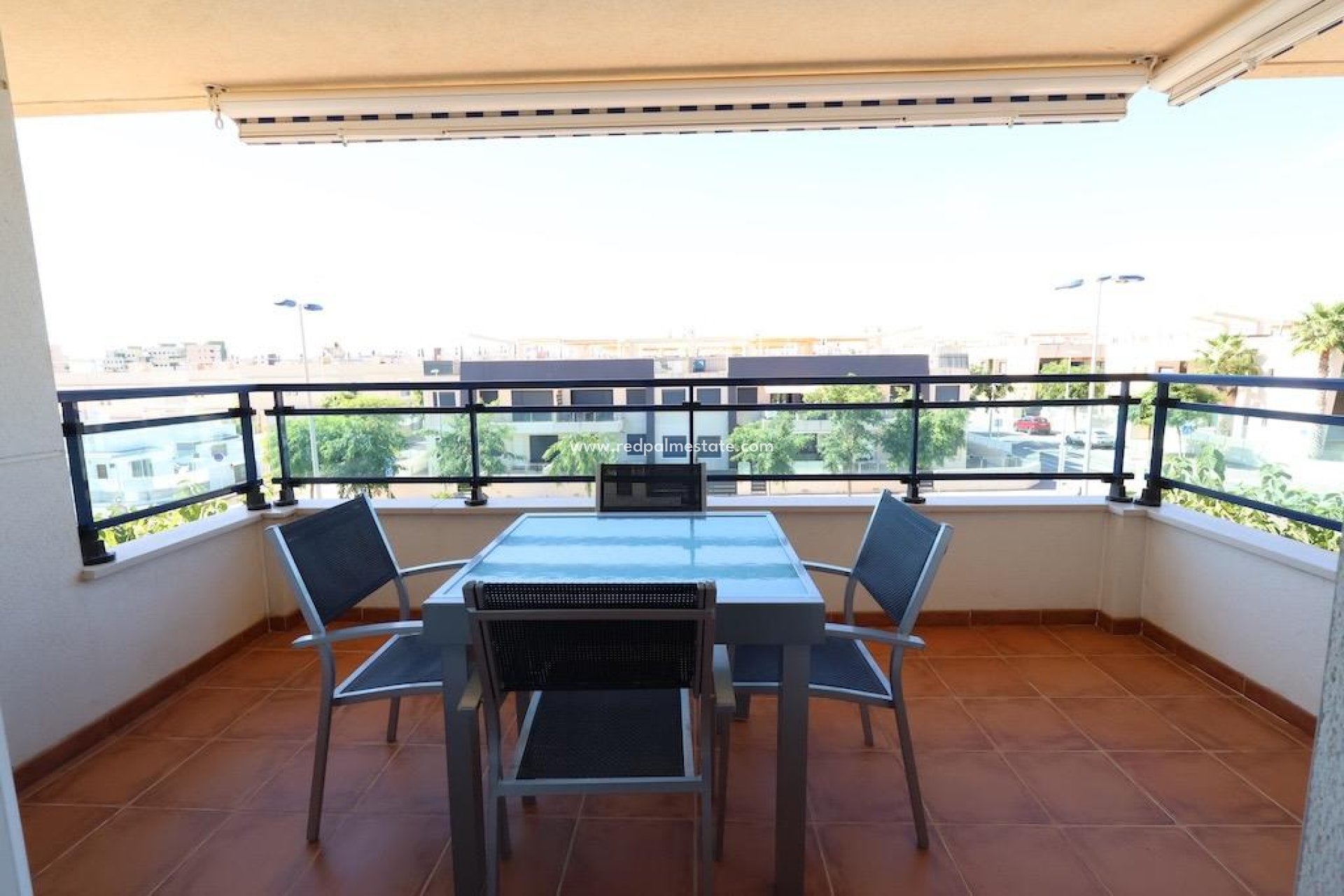 Reventa - Apartamento -
Pilar de la Horadada - Mil Palmeras