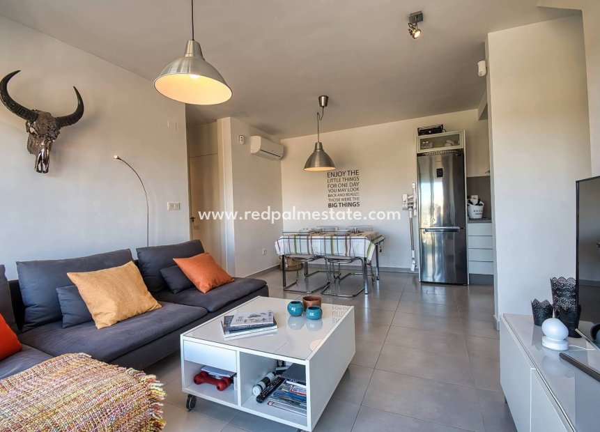 Reventa - Apartamento -
Pilar de la Horadada - Pueblo Latino