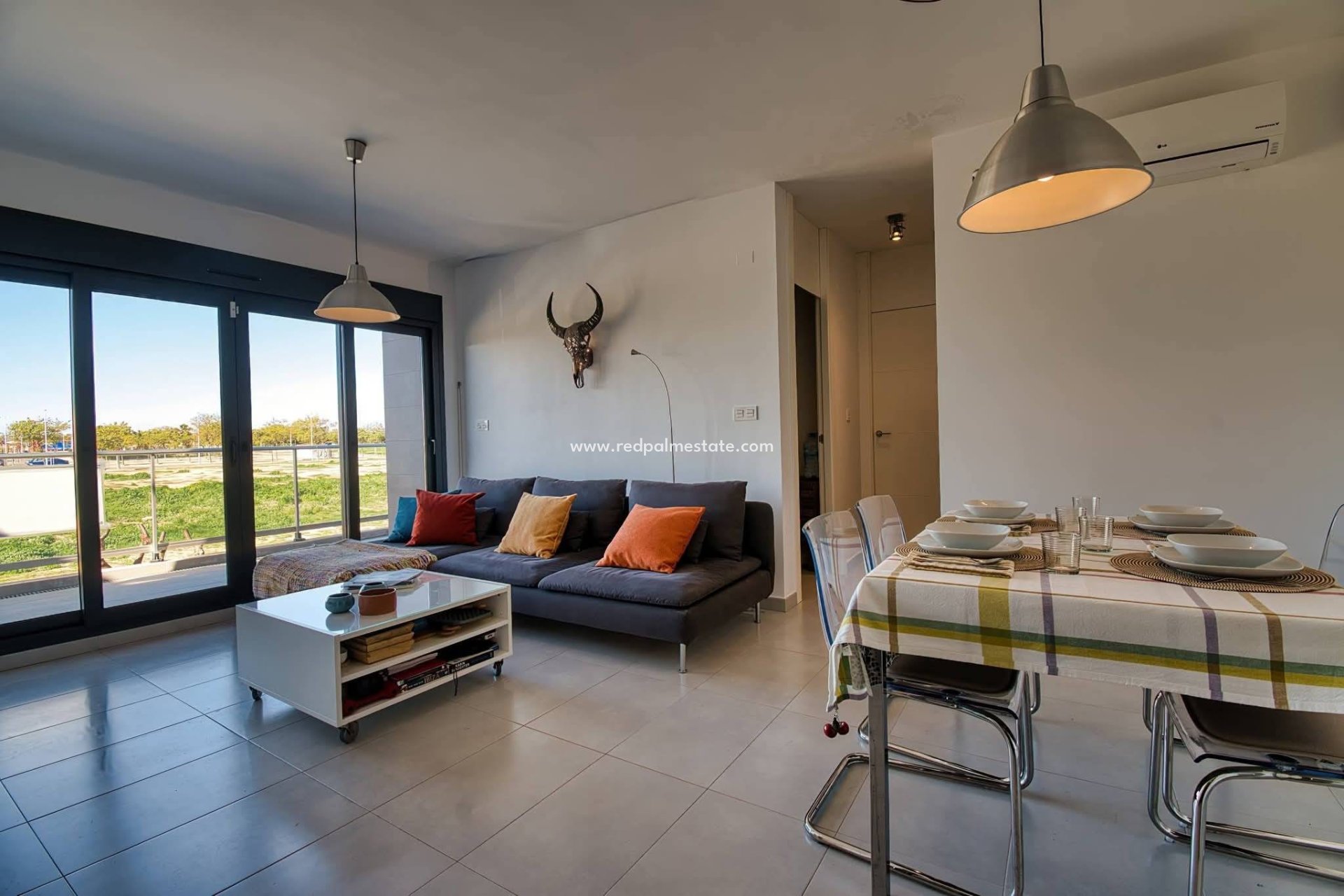 Reventa - Apartamento -
Pilar de la Horadada - Pueblo Latino