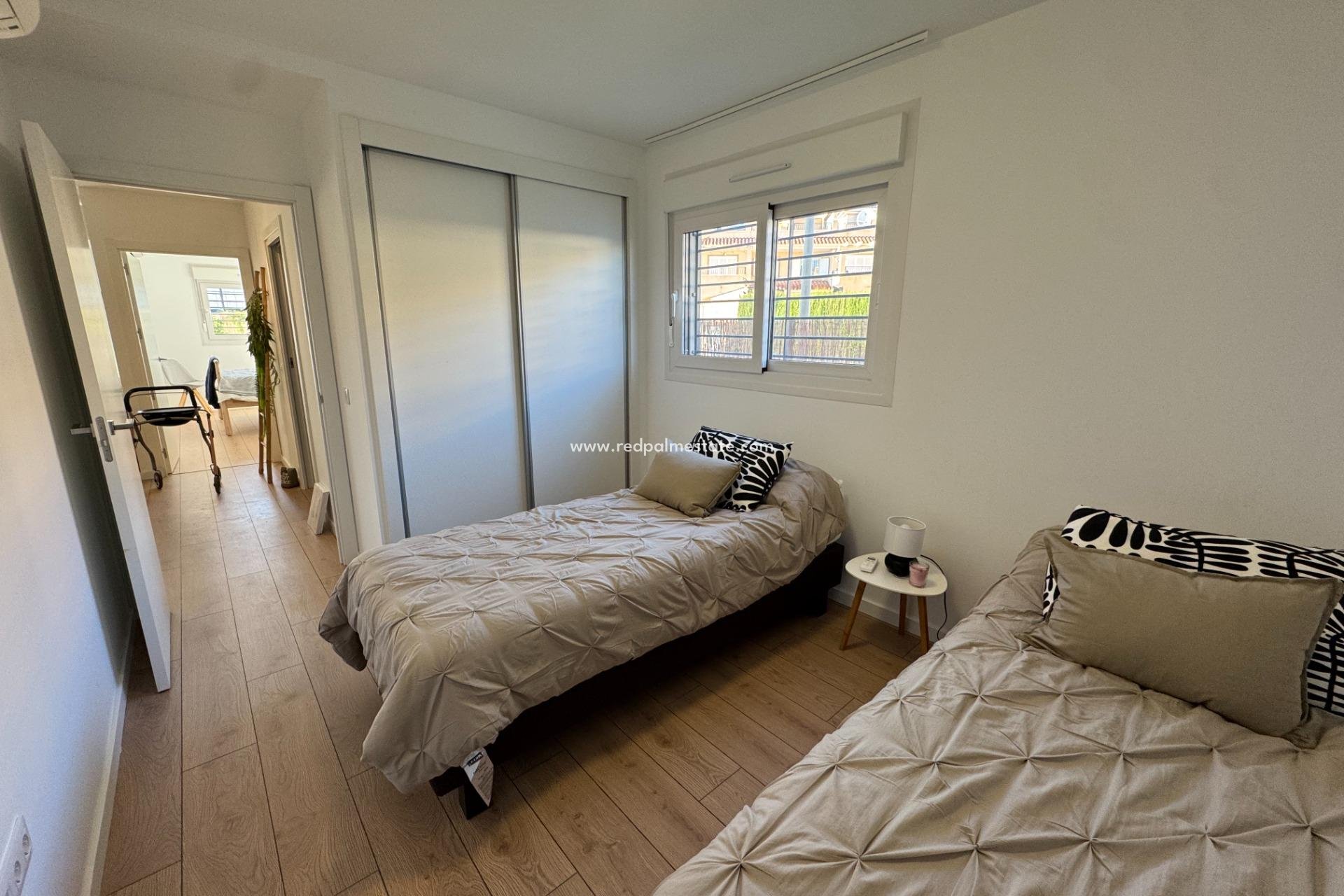 Reventa - Apartamento -
Pilar de la Horadada - Riomar