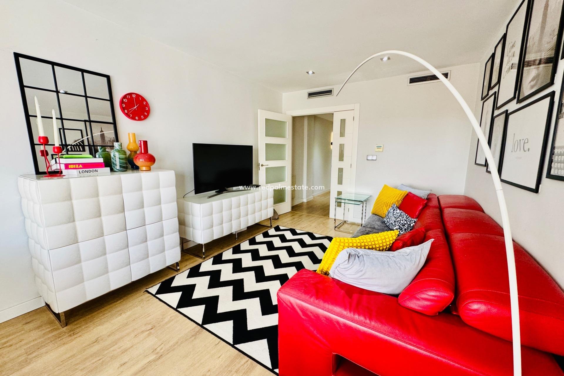 Reventa - Apartamento -
Pilar de la Horadada