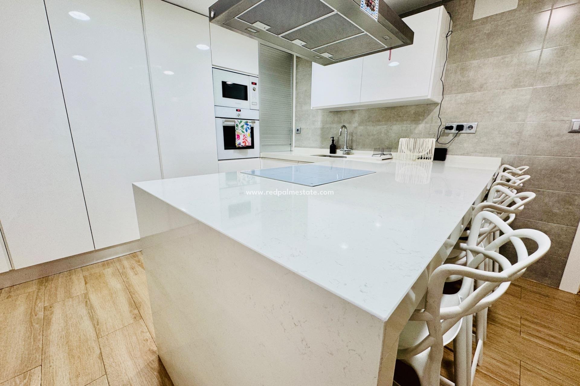 Reventa - Apartamento -
Pilar de la Horadada
