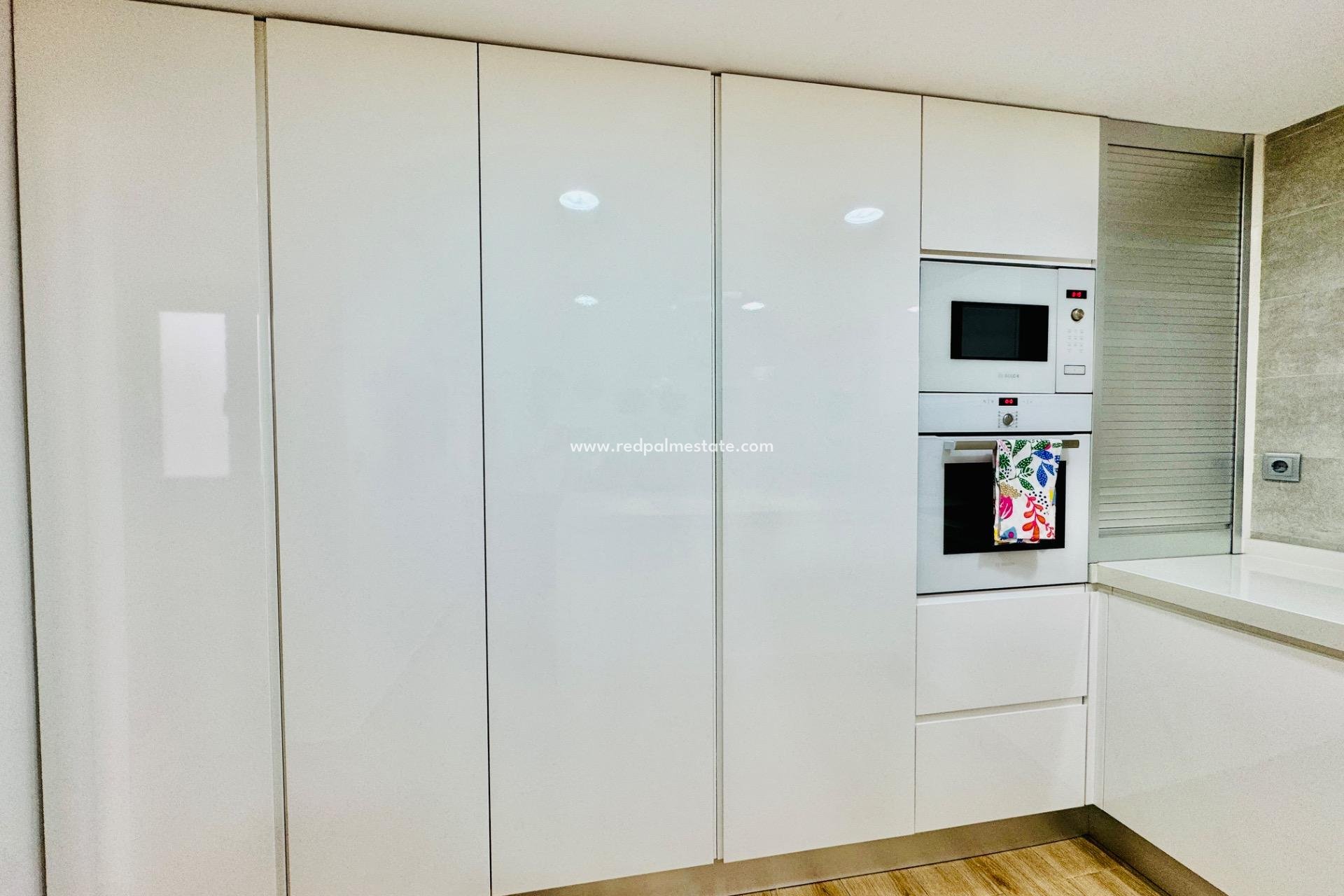 Reventa - Apartamento -
Pilar de la Horadada